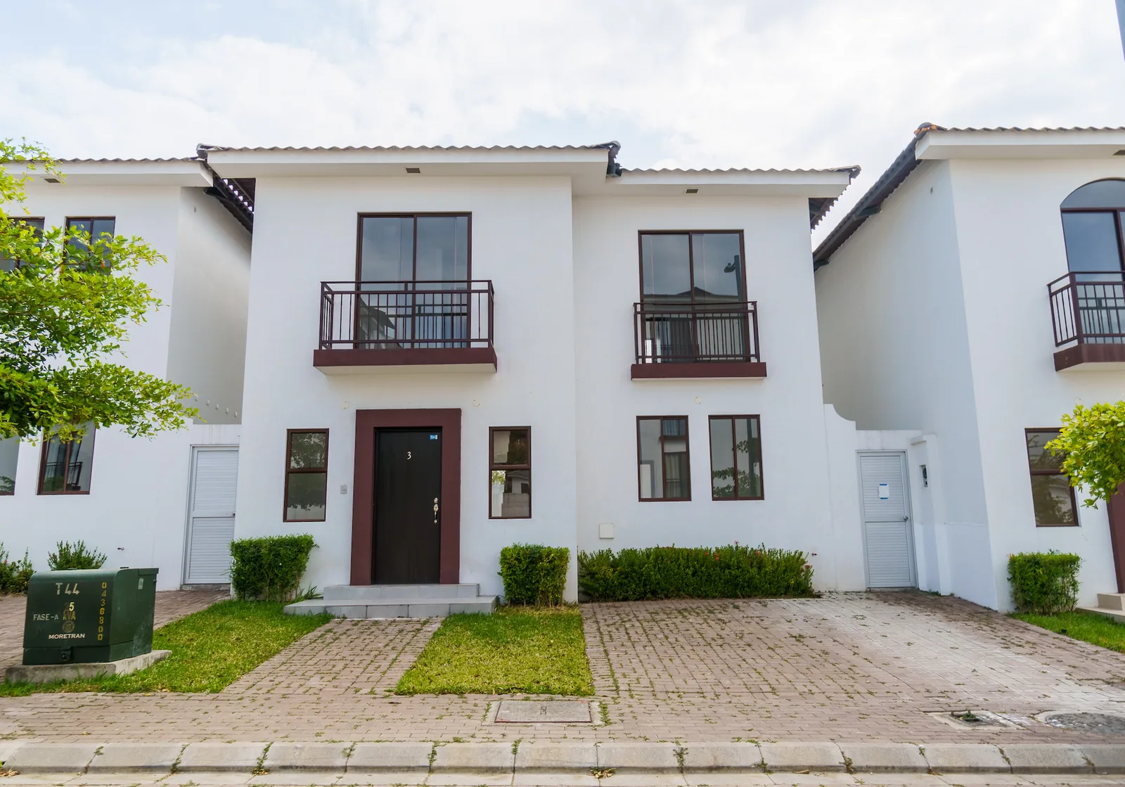 Casa de 3 habitaciones en venta ubicada en la Urbanización Villas del Bosque – Foto 1