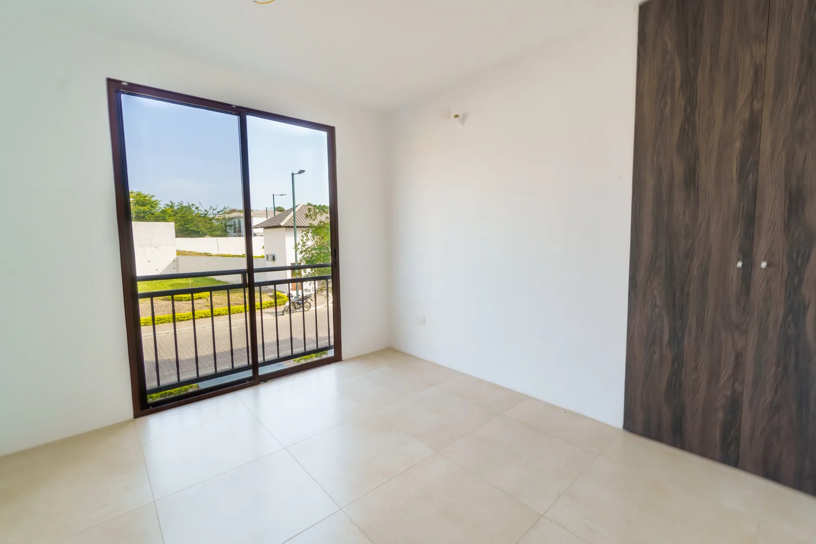 Departamento 3 habitaciones en venta ubicada en la Urbanización Villas del Bosque – Foto 4