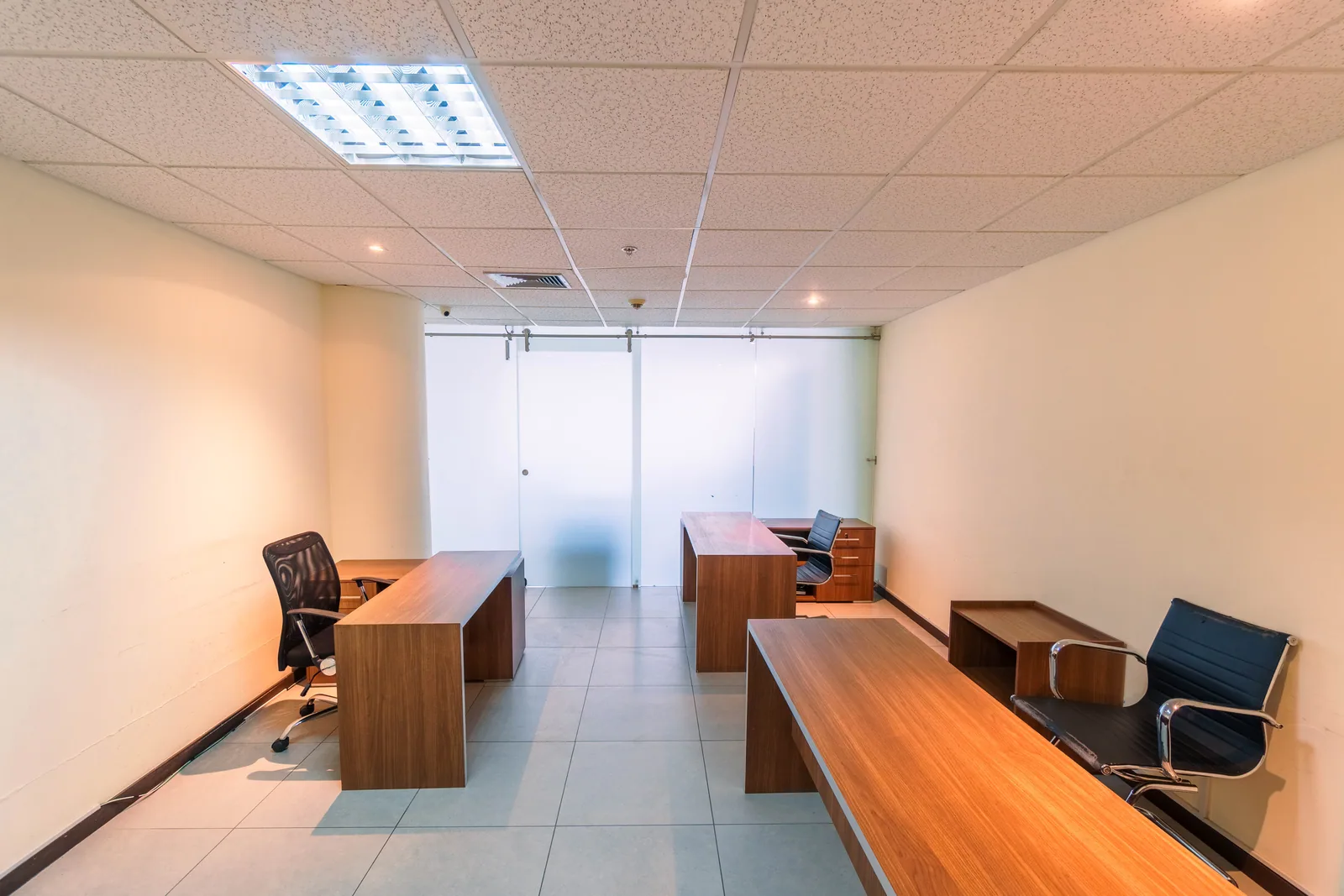 Oficina amoblada en venta ubicada en el Edificio The Point – Foto 4