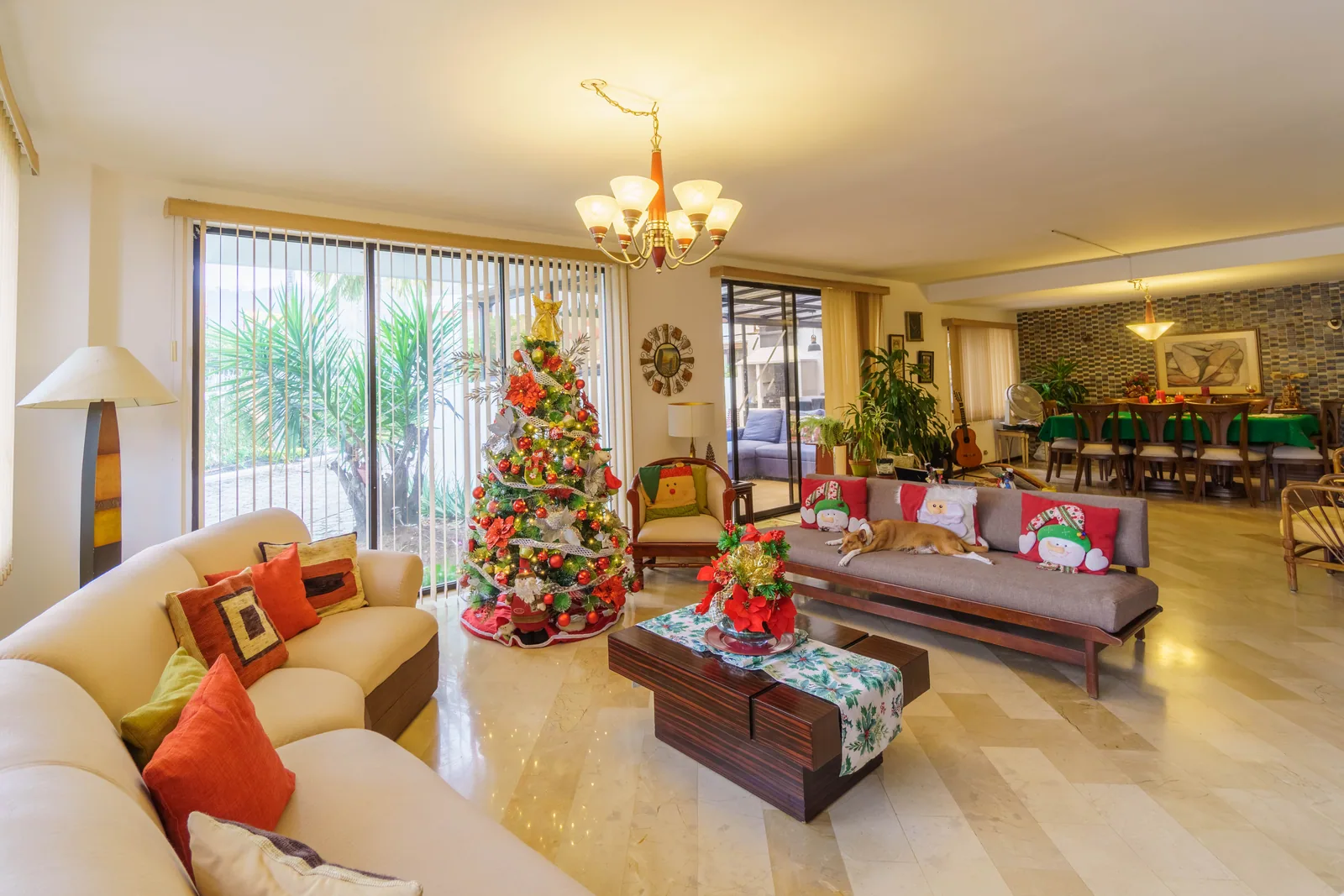 Casa en venta ubicada en la Urbanización El Manantial, Ceibos – Foto 1