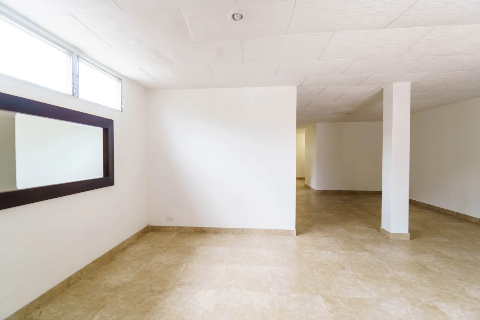 Departamento en venta en Urdesa, Norte de Guayaquil – Foto 2