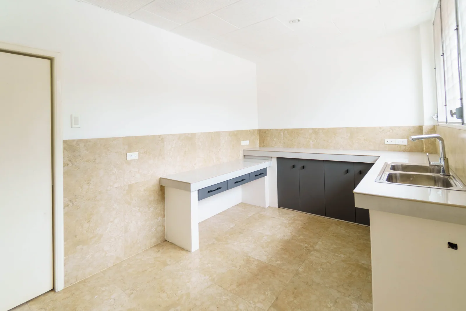 Departamento en venta en Urdesa, Norte de Guayaquil – Foto 4