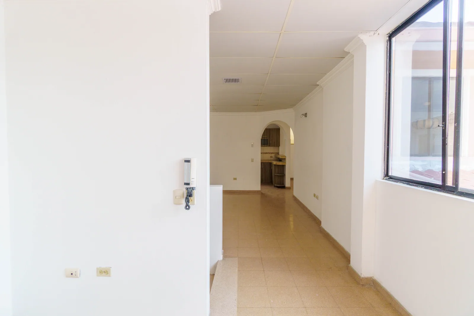 Casa rentera en venta ubicada en la Urbanización Puerto Azul, Vía a la Costa – Foto 3