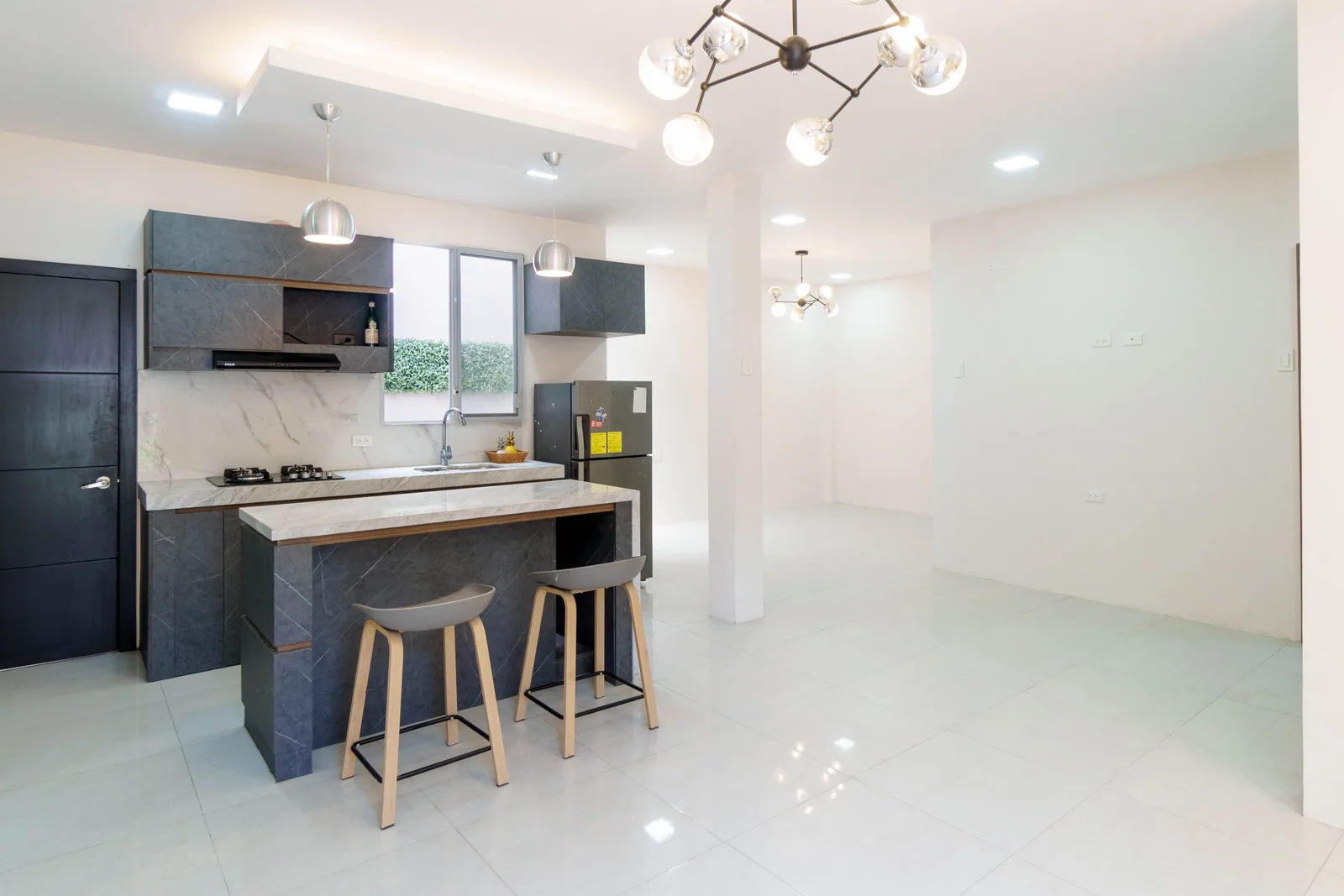 Casa rentera en venta ubicada en la Coop. El Crisol, Norte de Guayaquil – Foto 4