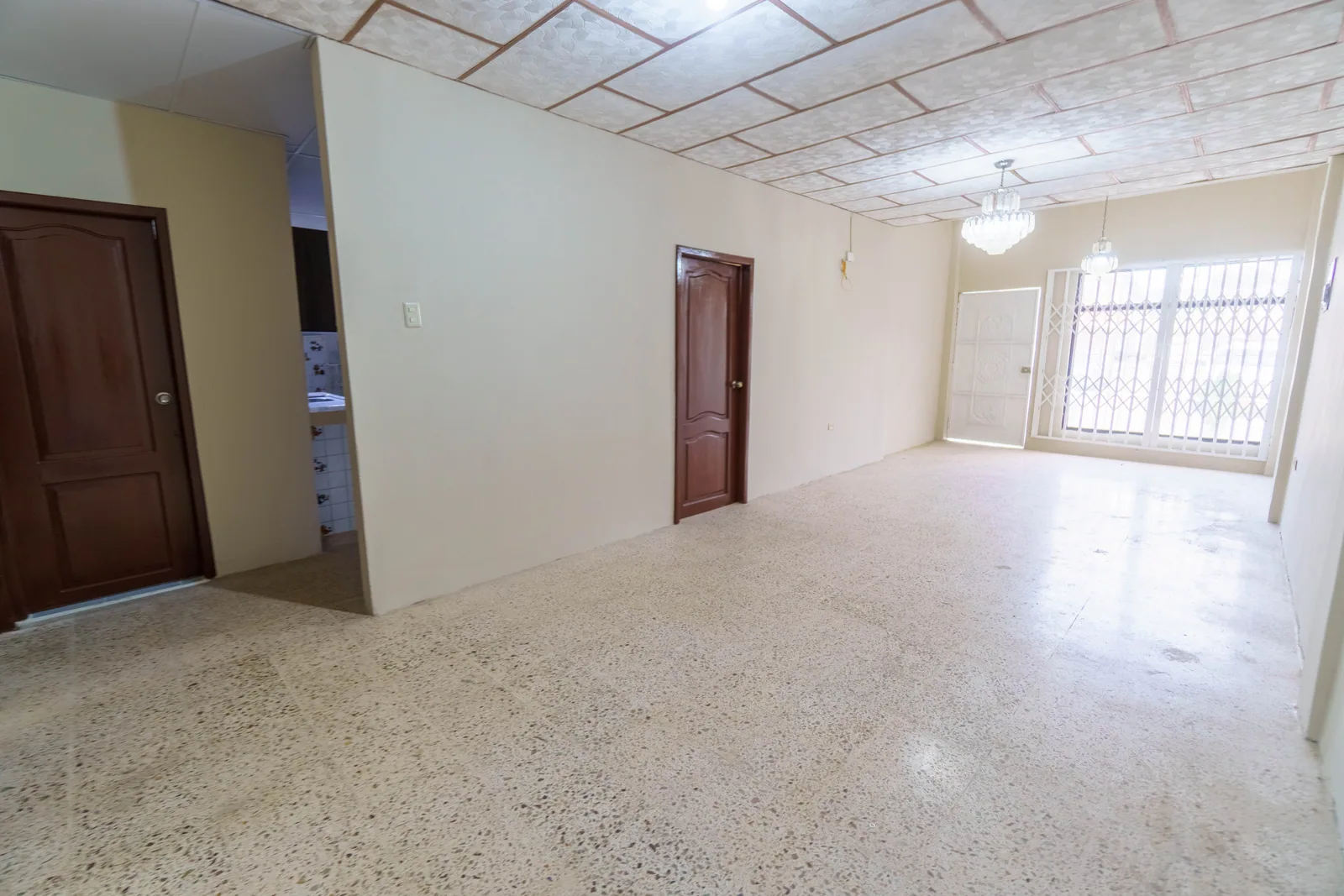 Casa en alquiler ubicada en Sauces 1, Norte de Guayaquil