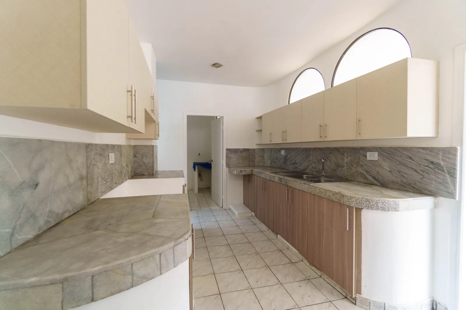 Departamento en alquiler ubicado en Santa Cecilia, Los Ceibos – Foto 5