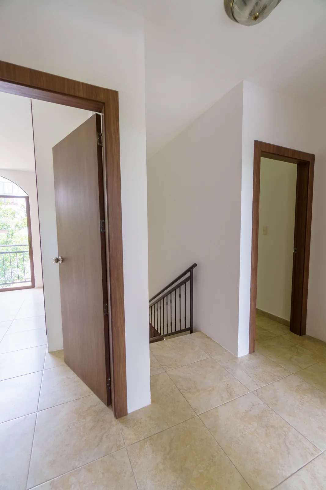 Casa en alquiler ubicado en Urbanización Villas del Bosque, vía a la costa – Foto 4