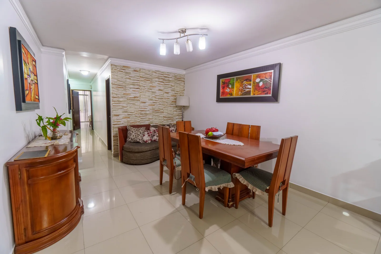 Departamento planta baja en venta ubicado en Lomas de Urdesa, Norte de Guayaquil – Foto 2