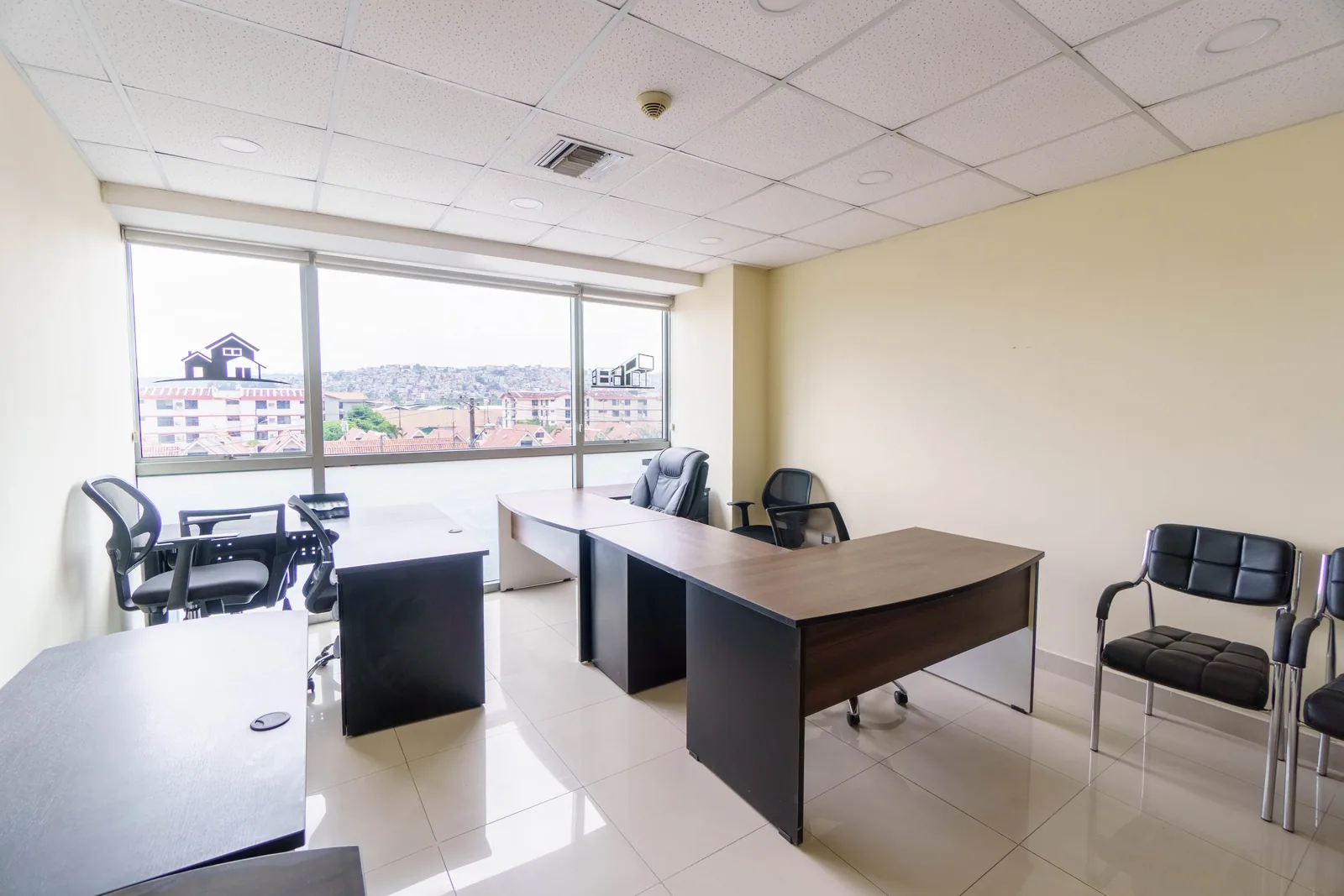 Oficina en venta ubicada en Edificio City Office, Norte de Guayaquil – Foto 2