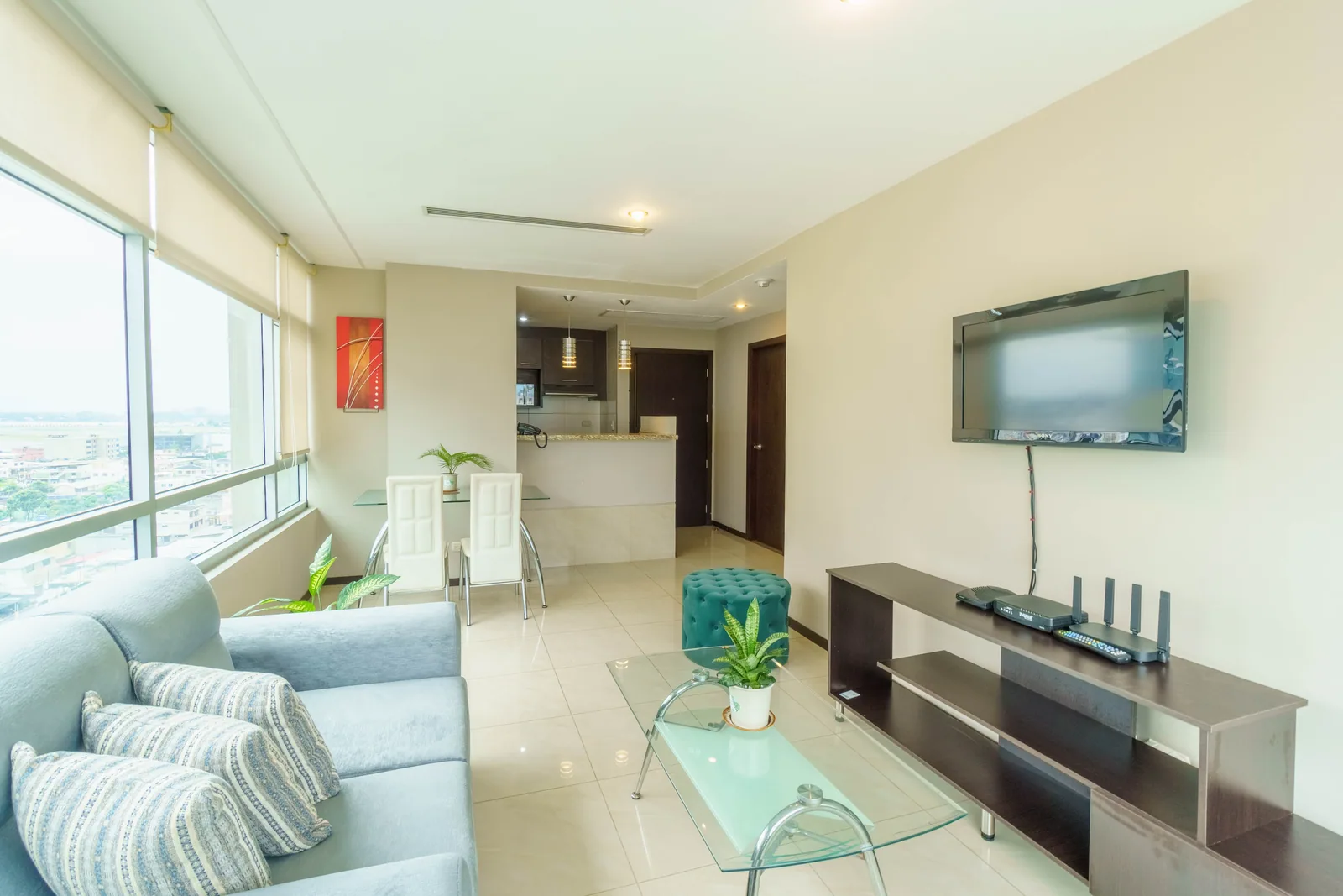 Suite en alquiler ubicado Elite Building, Norte de Guayaquil – Foto 2