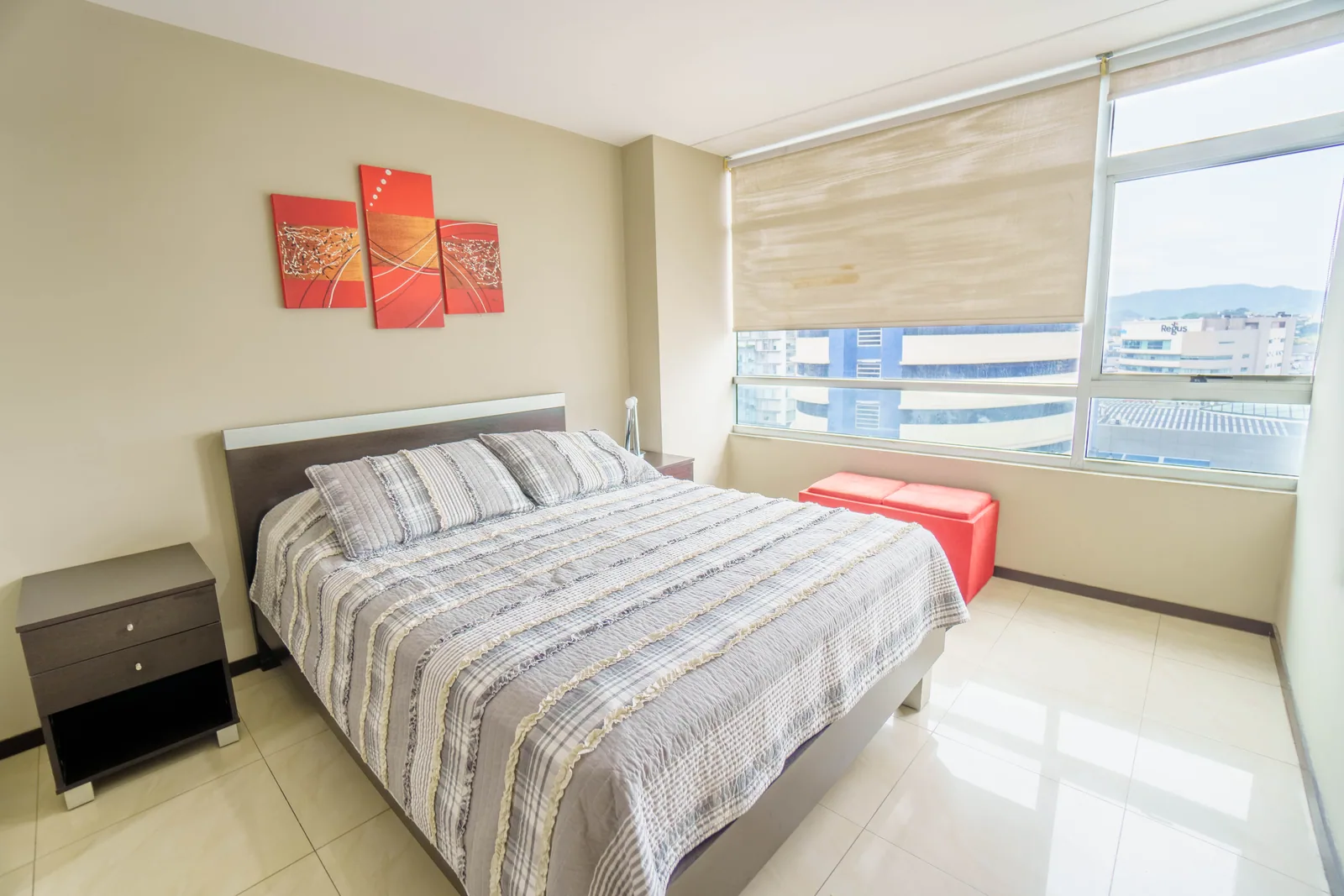 Suite en alquiler ubicado Elite Building, Norte de Guayaquil – Foto 5