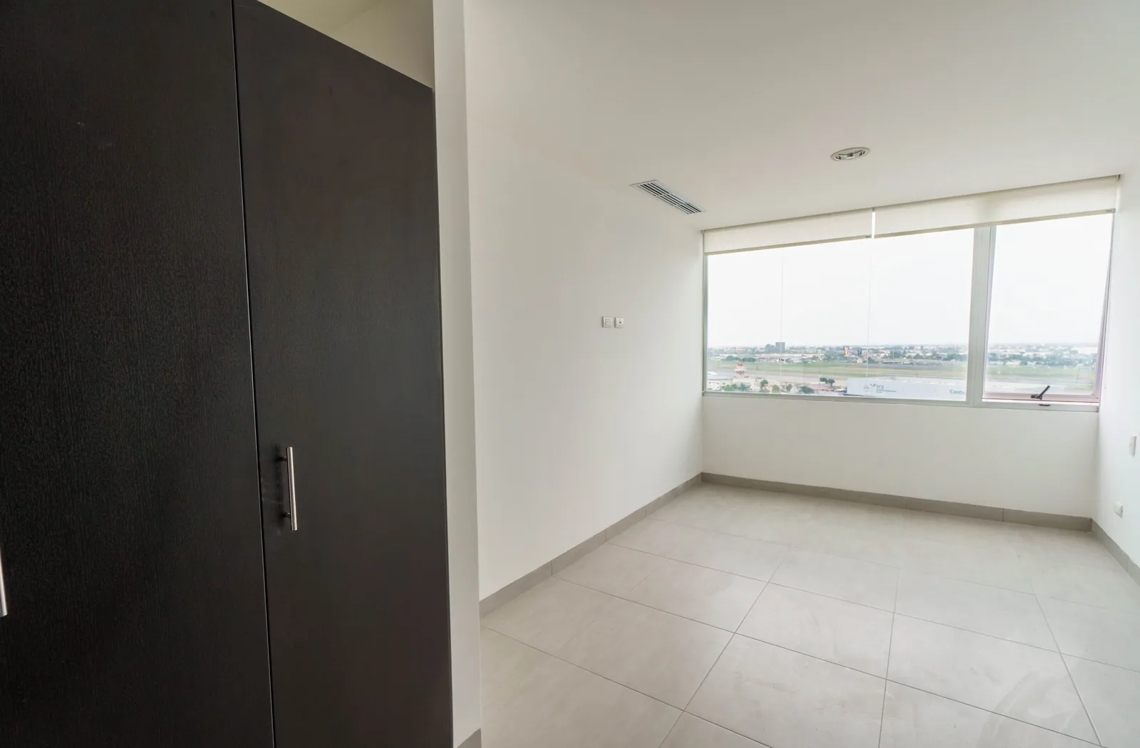 Departamento en alquiler ubicado en Edificio Quo, Norte de Guayaquil – Foto 5