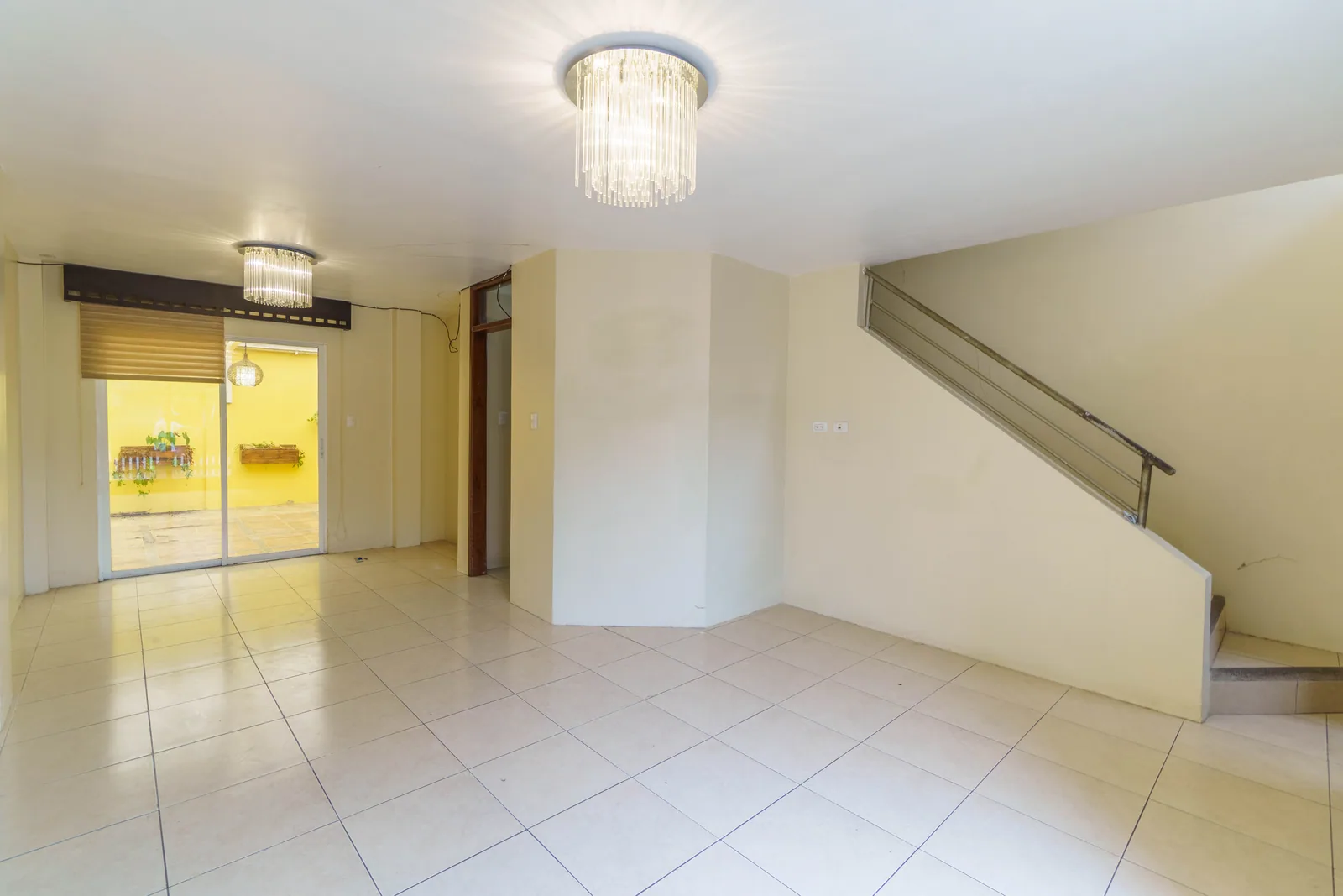 Casa esquinera en venta ubicada en Ciudadela Olimpo, Vía a la Costa – Foto 2