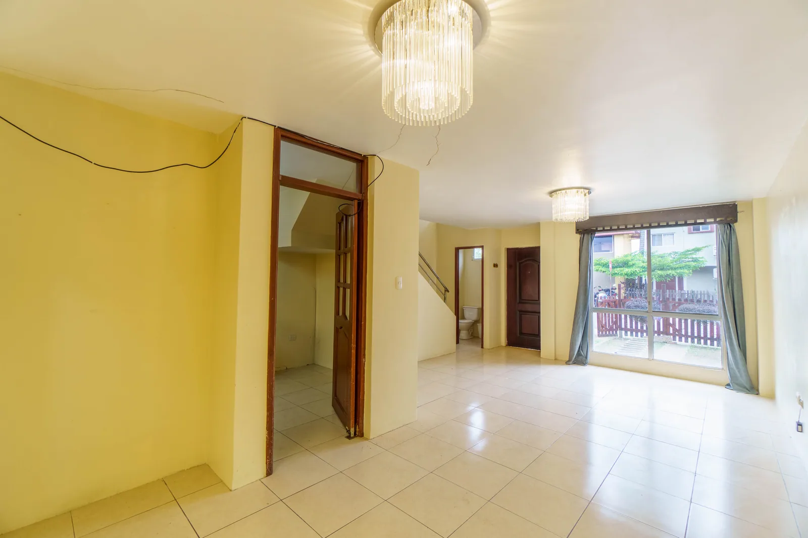 Casa esquinera en venta ubicada en Ciudadela Olimpo, Vía a la Costa – Foto 3