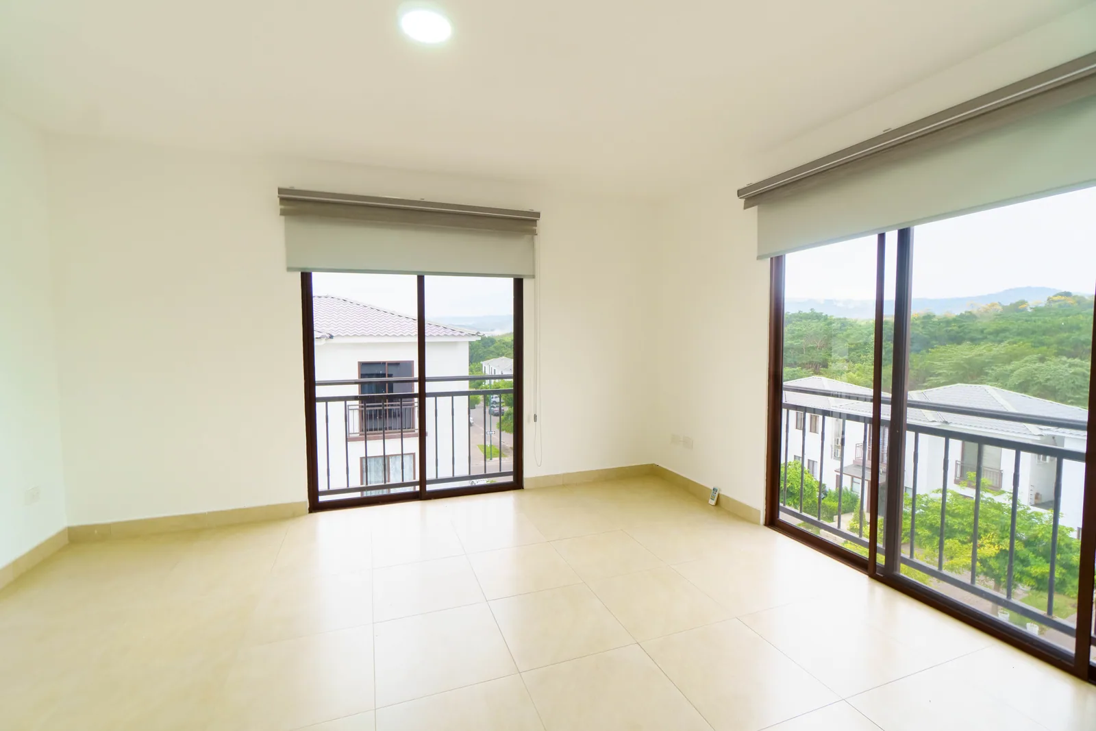 Departamento en alquiler ubicado Villas del Bosque Etapa 3, Vía a la Costa – Foto 3