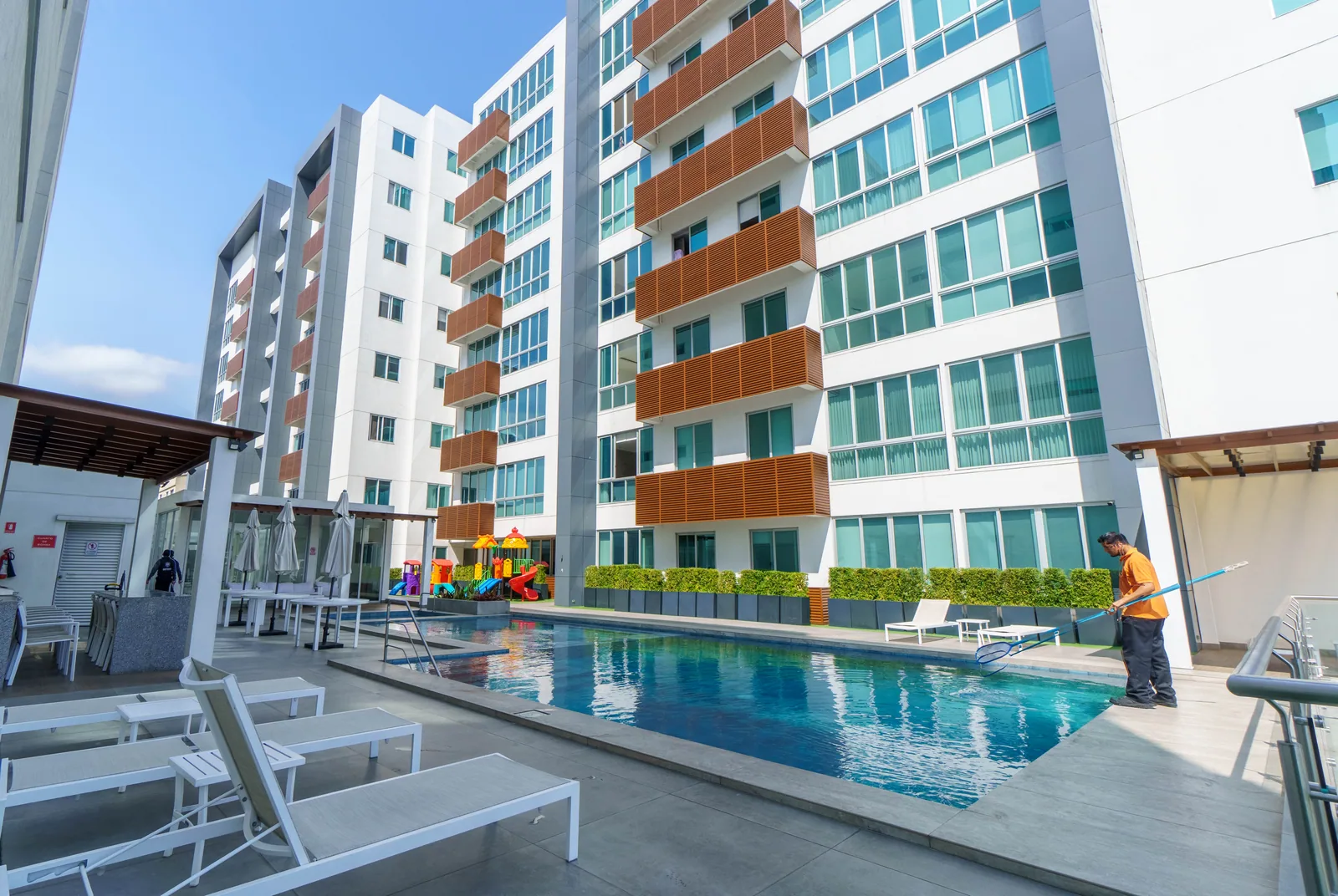 Suite en alquiler ubicado en Edificio 100 Olivos Parc, Los Ceibos – Foto 1