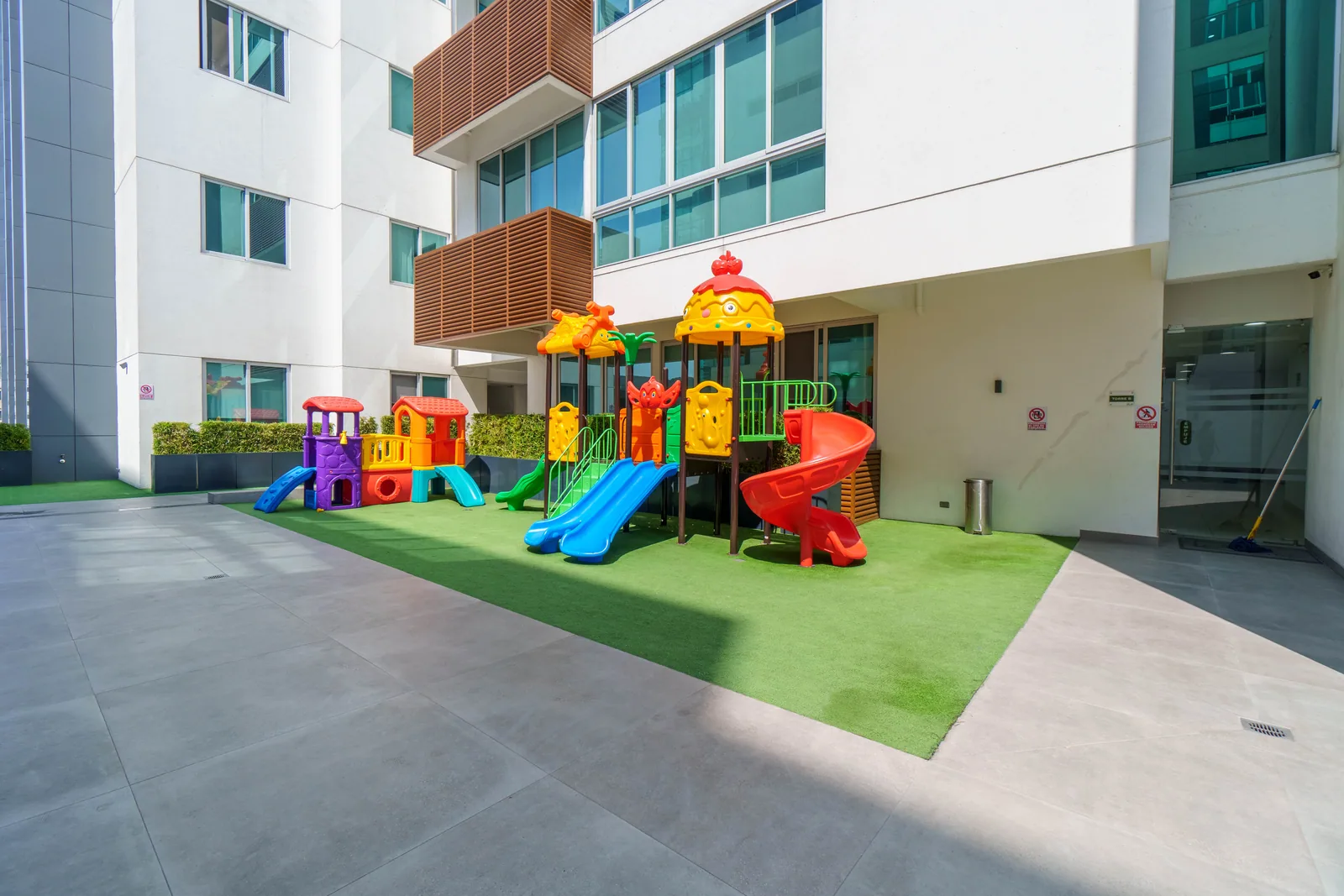 Suite en alquiler ubicado en Edificio 100 Olivos Parc, Los Ceibos – Foto 2