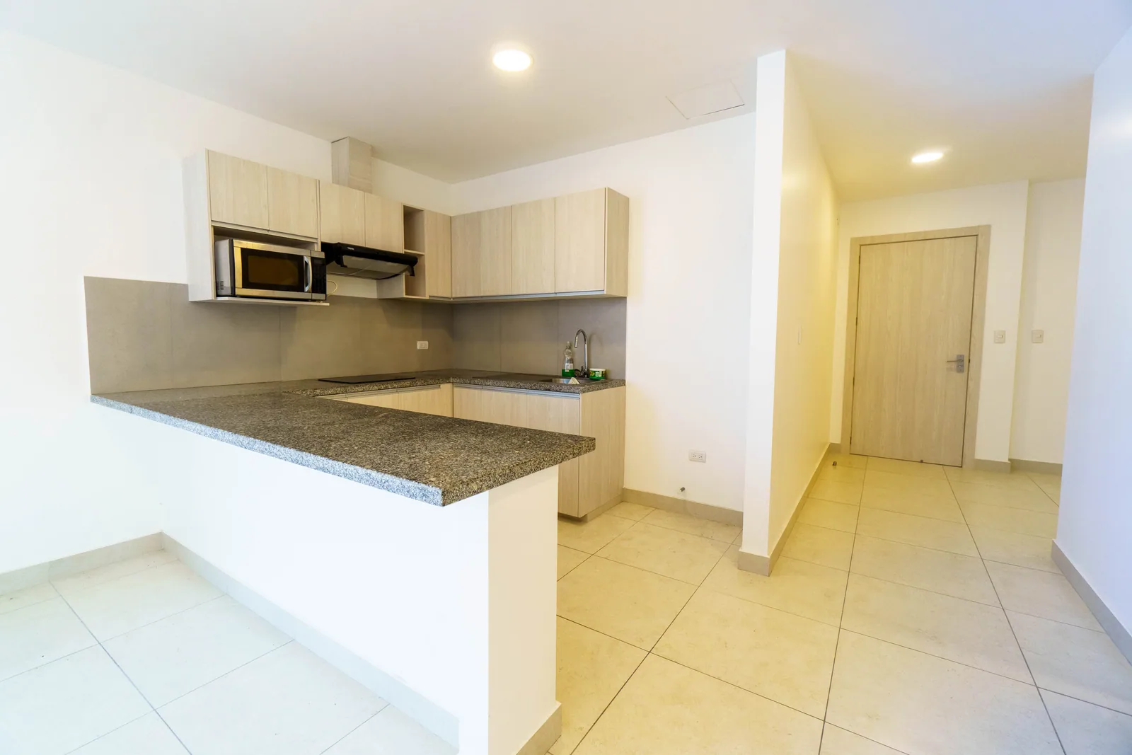 Suite en alquiler ubicado en Edificio 100 Olivos Parc, Los Ceibos – Foto 4