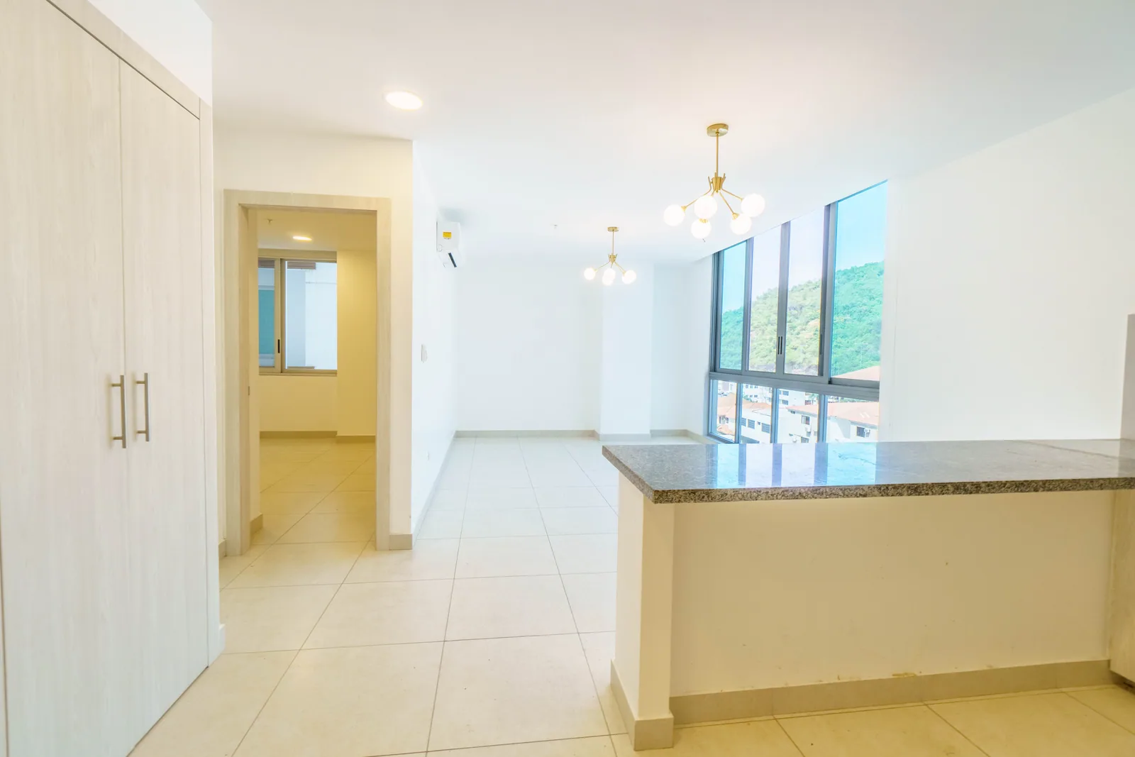 Suite en alquiler ubicado en Edificio 100 Olivos Parc, Los Ceibos – Foto 5