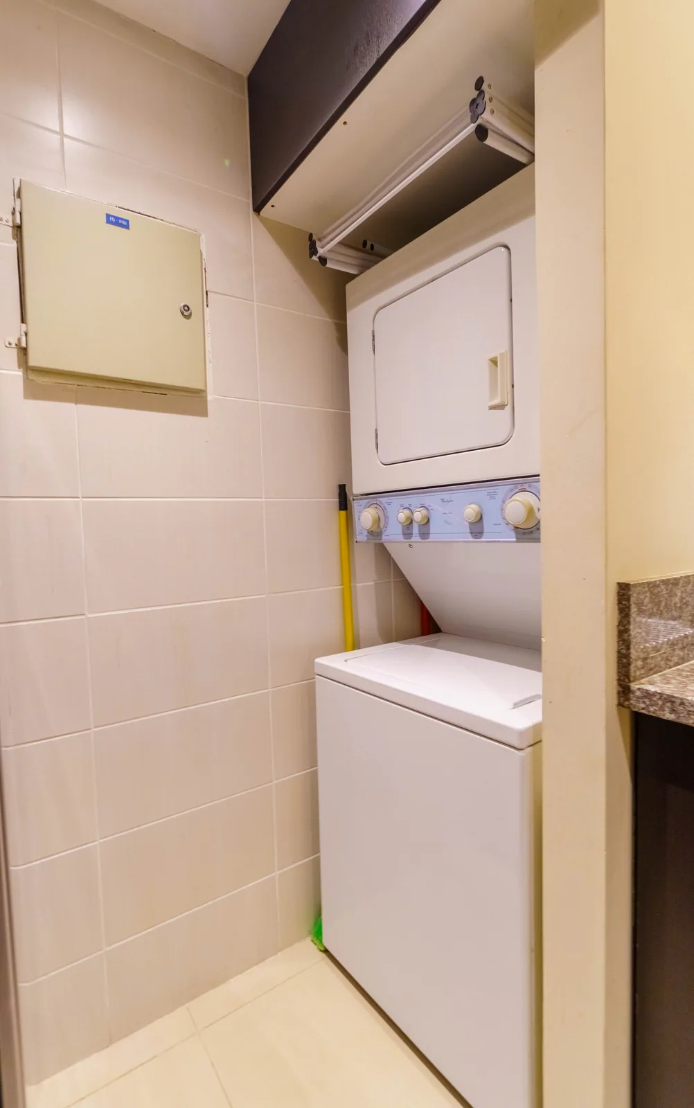 Suite en alquiler ubicado en Torres del Sol II, Norte de Guayaquil. – Foto 5
