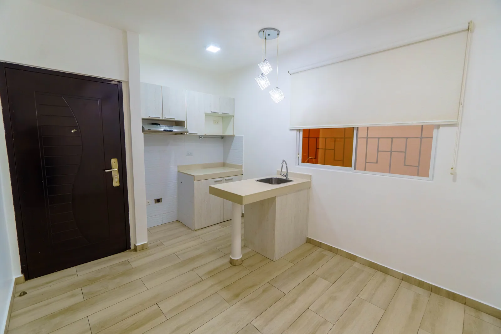 Suite en alquiler ubicada en Alamos, Norte de Guayaquil – Foto 1