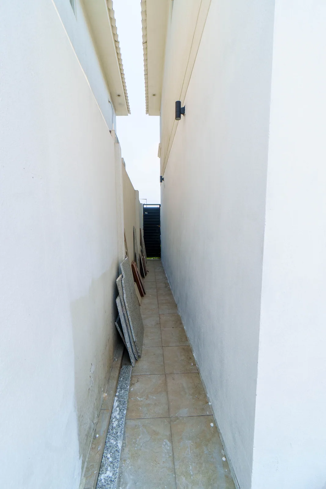 Casa en alquiler en Urbanización Casa Laguna, vía La Aurora. – Foto 2