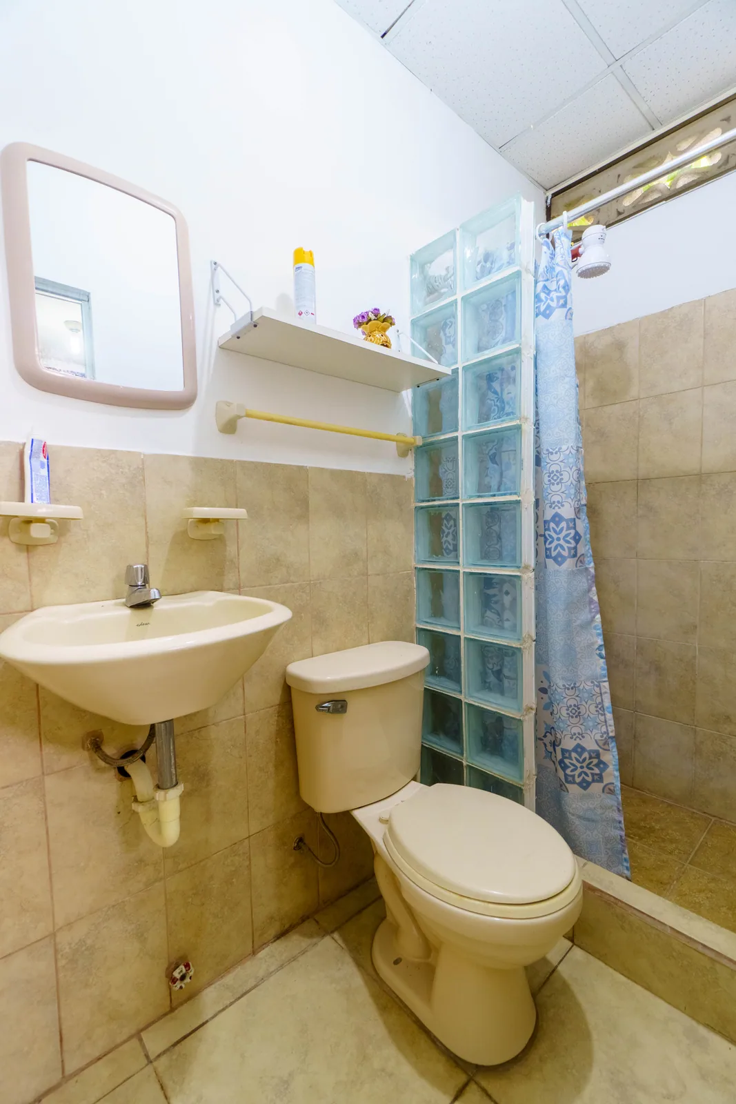 Suite amoblada en alquiler ubicado en Santa Cecilia, Ceibos – Foto 3