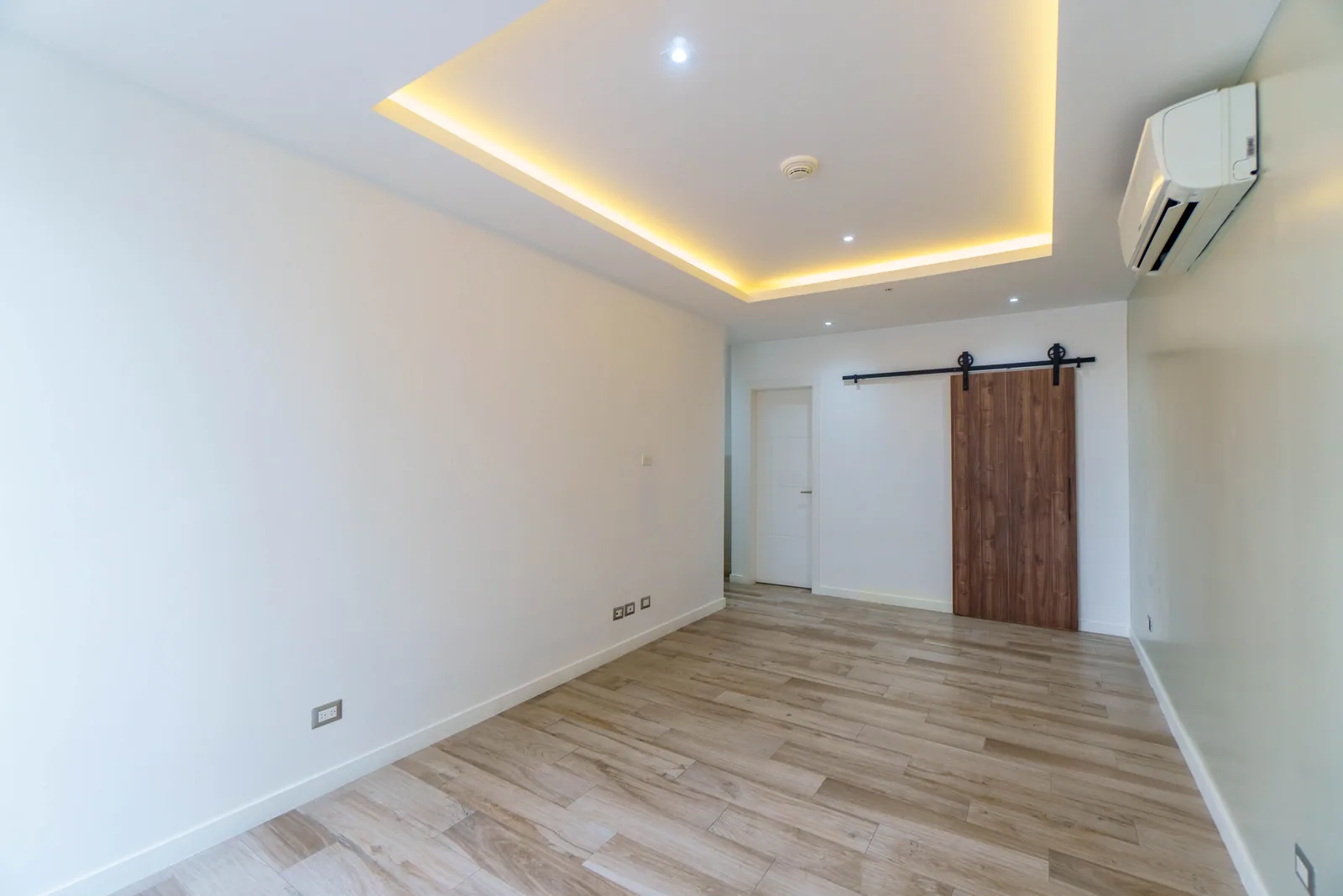 Venta de departamento en Edificio Santana Loft, Pto Santa Ana, Centro – Foto 2