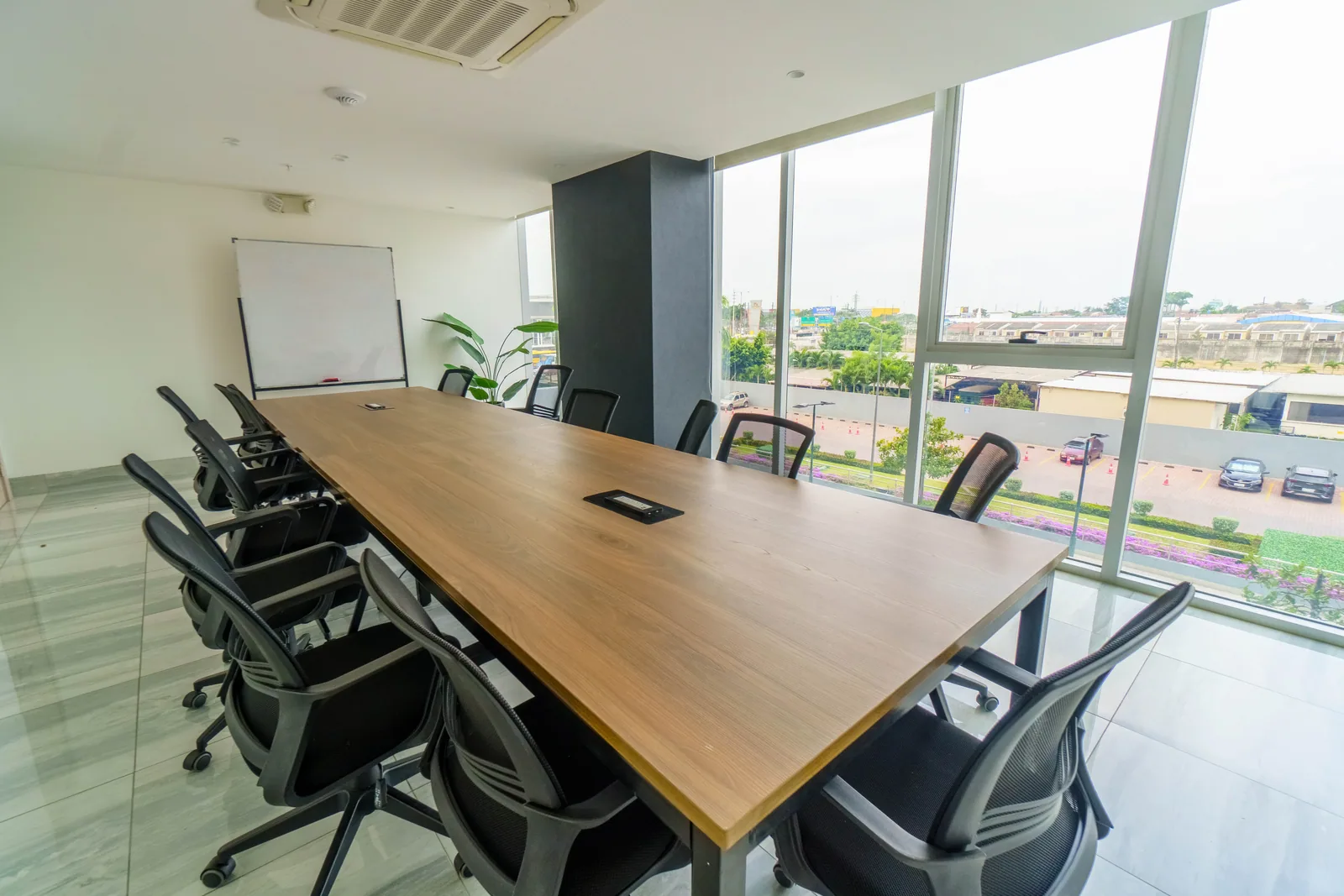 Oficina en alquiler ubicado en Platinum 1 – Foto 1