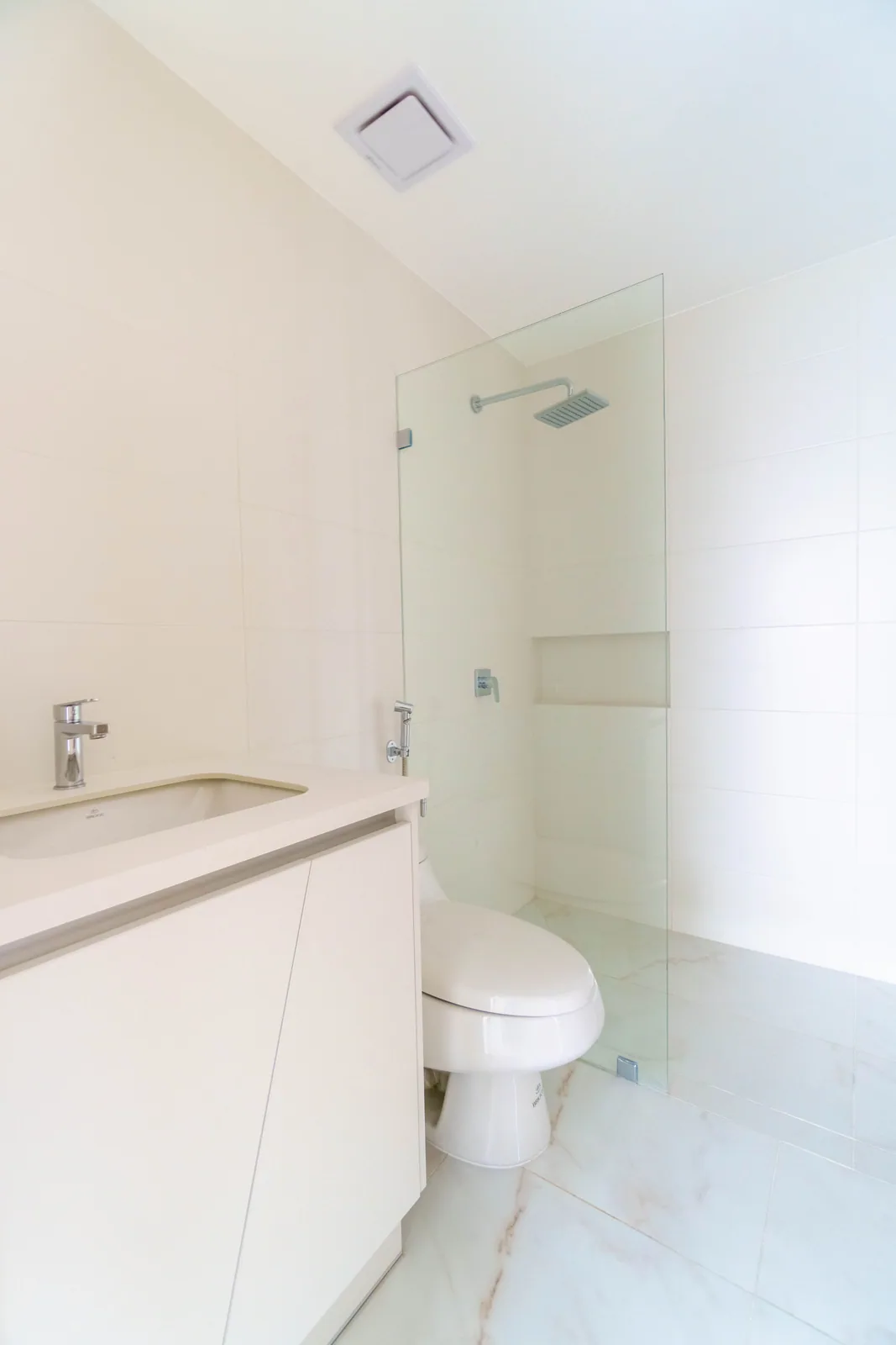 Departamento en alquiler de estreno en nuevo proyecto Millenium, Norte de Guayaquil – Foto 5