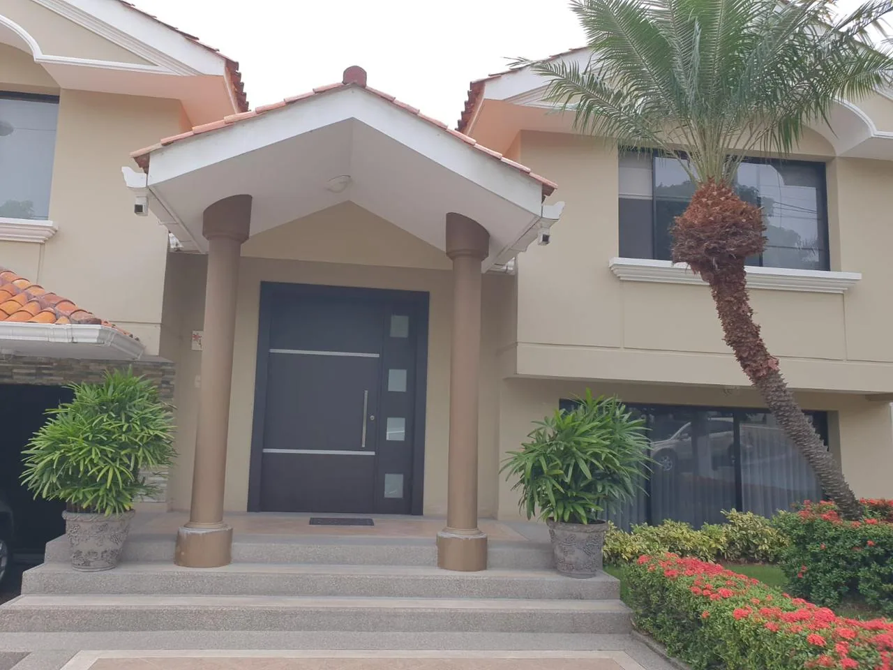 Casa en alquiler ubicado en Ciudadela Olympus, Ceibos – Foto 1