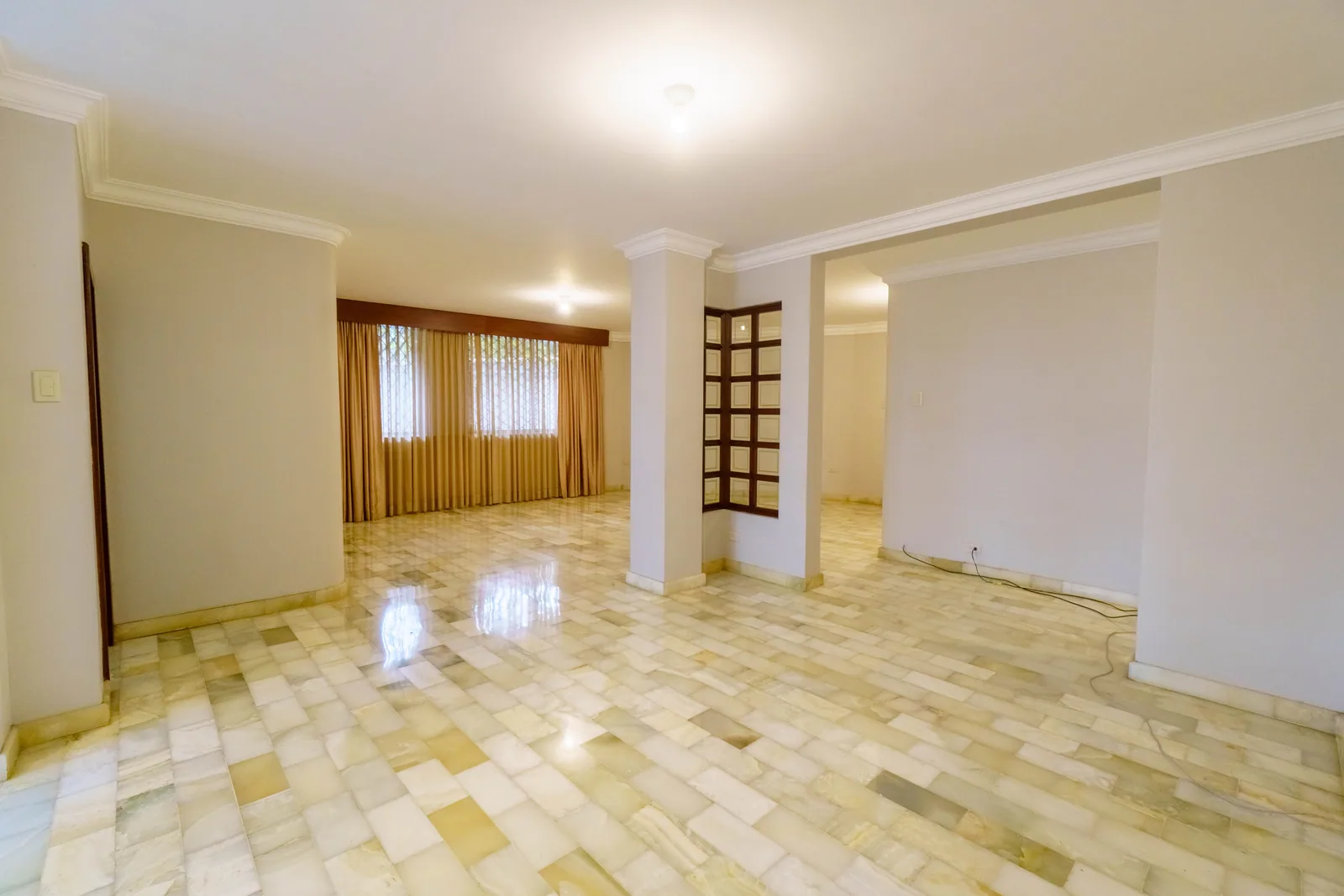 Departamento en venta planta baja ubicado en Ceibos