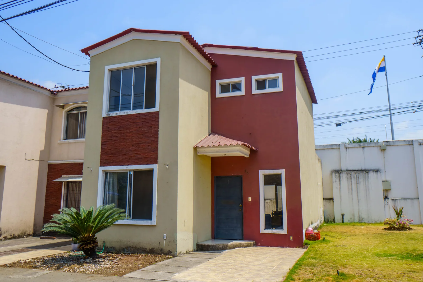 Casa en venta ubicada en Urbanización Villa Italia, La Aurora. Vía Daule – Foto 1