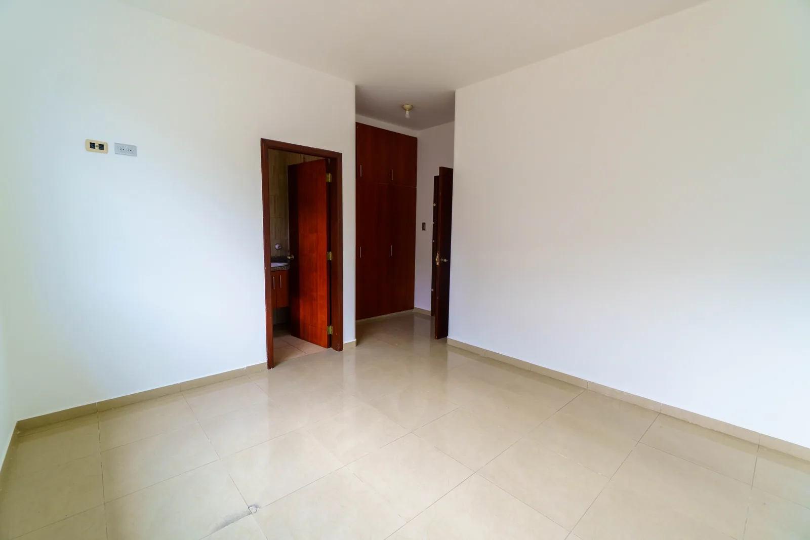 Departamento en alquiler de 2 habitaciones, Ceibos, Leopoldo Carrera – Foto 5
