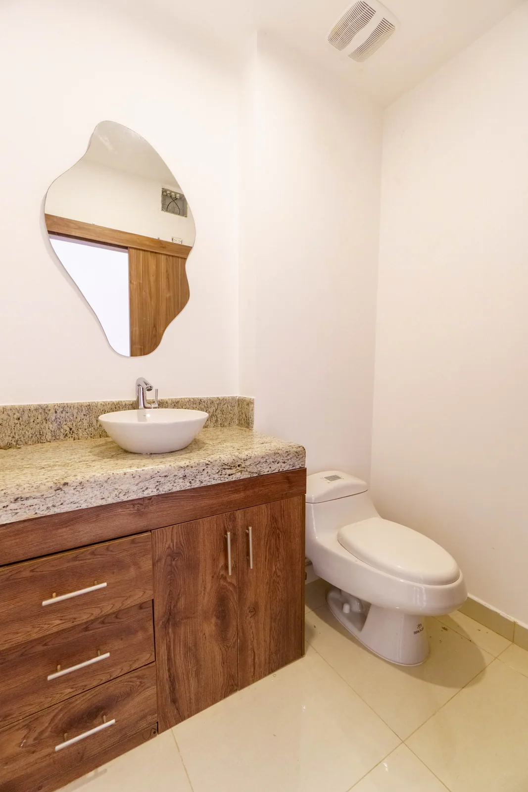 Departamento en alquiler ubicado en Urb. Terranostra, vía a la Costa – Foto 4