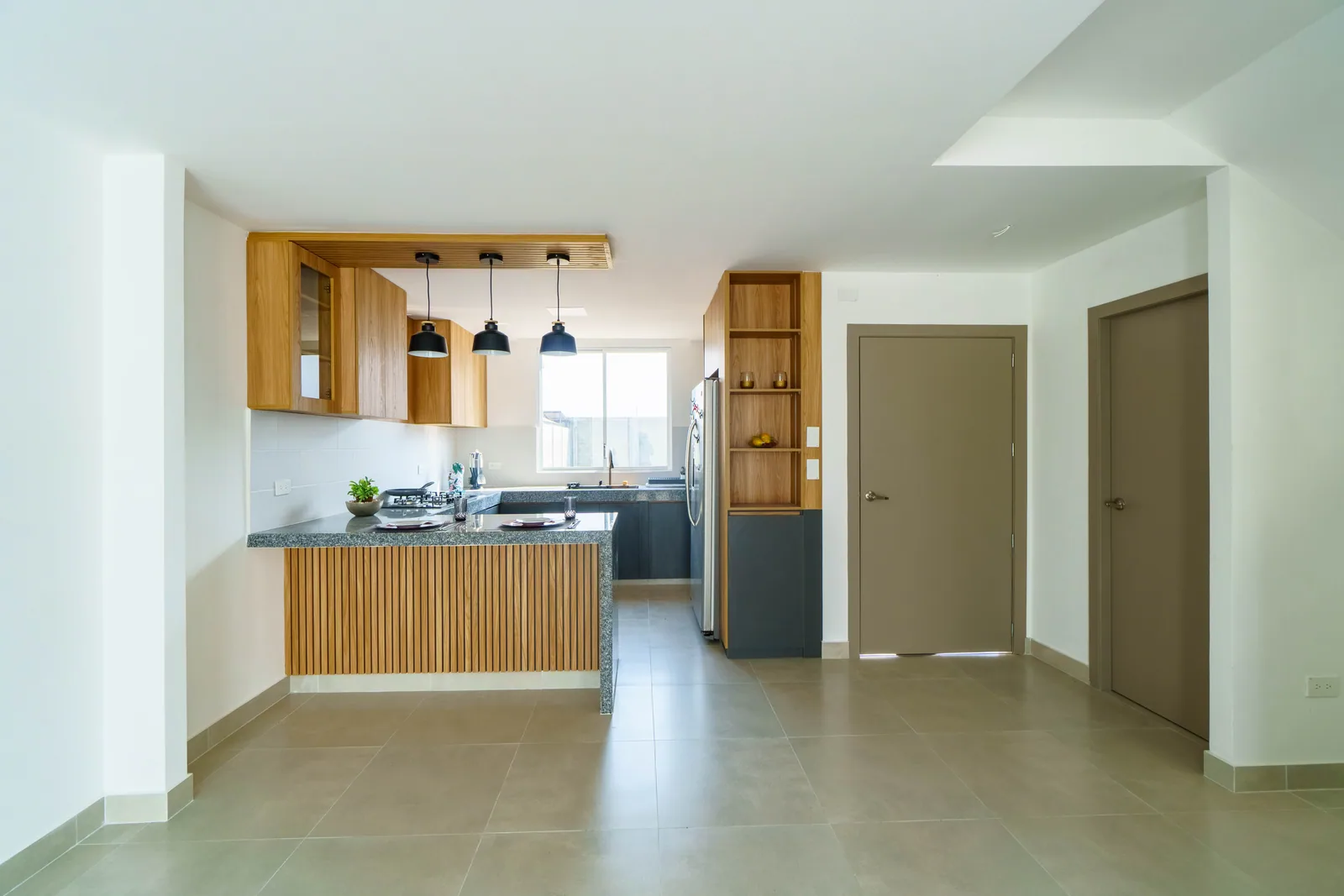 Casa en venta por estrenar con excelentes acabados en Urbanizacion Amalfi, Km 5.5 Vía la Aurora Salitre – Foto 4