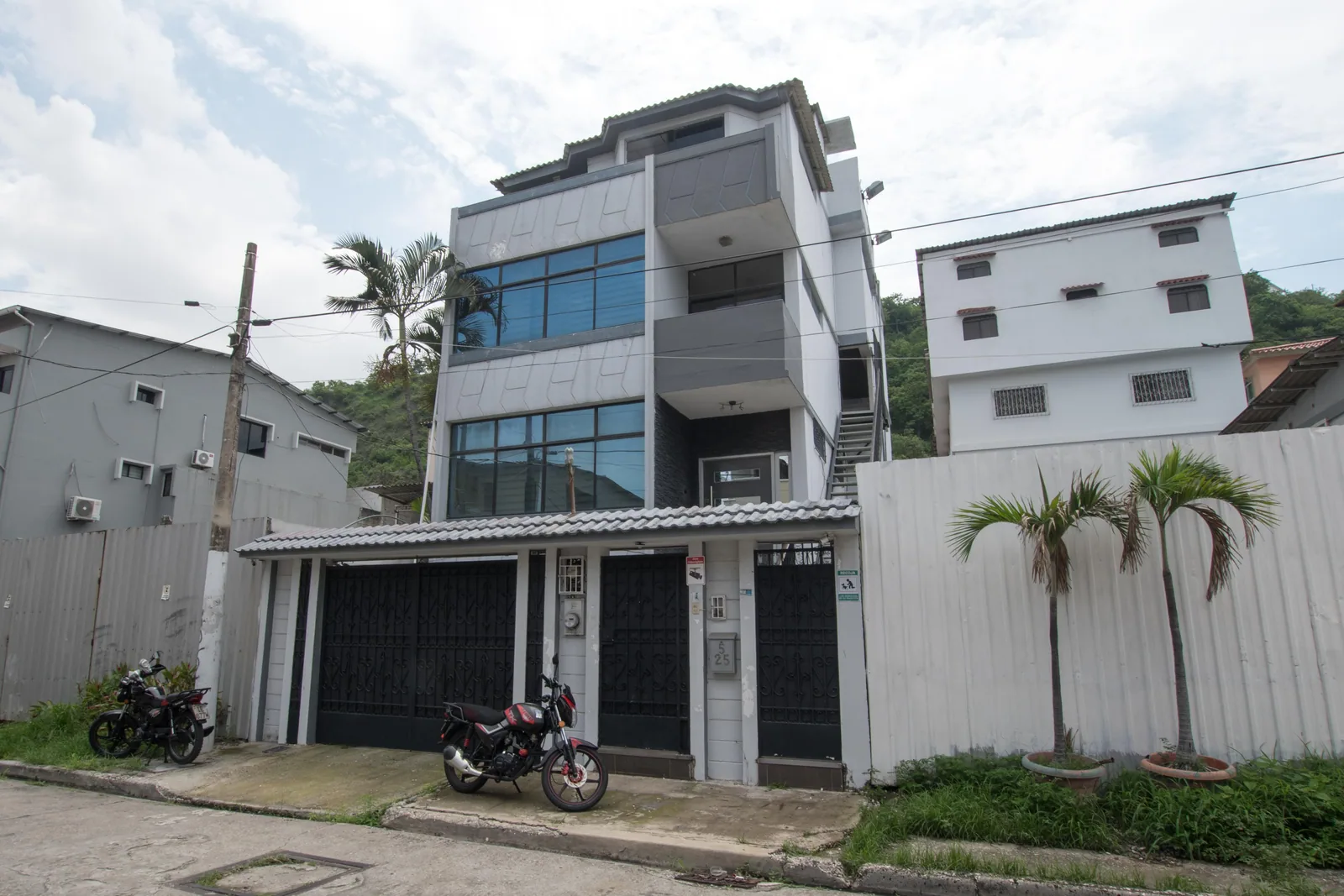 Departamento en alquiler de dos habitaciones ubicado en Bellavista, Guayaquil – Foto 1