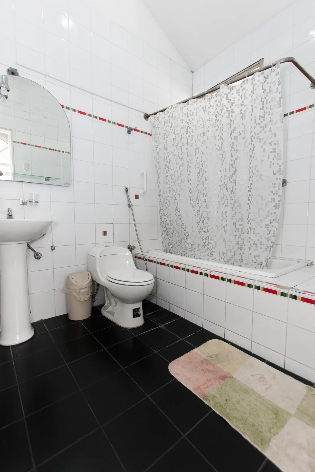 Departamento en alquiler amoblado/sin amoblar en Urb. Rio Guayas Club, norte de Guayaquil – Foto 5