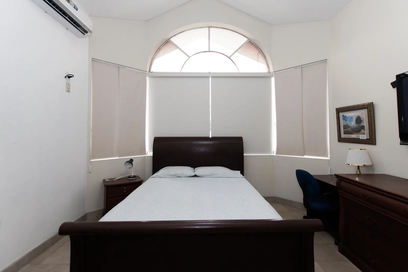 Suite en alquiler amoblada en Urb. Rio Guayas Club, norte de Guayaquil – Foto 1