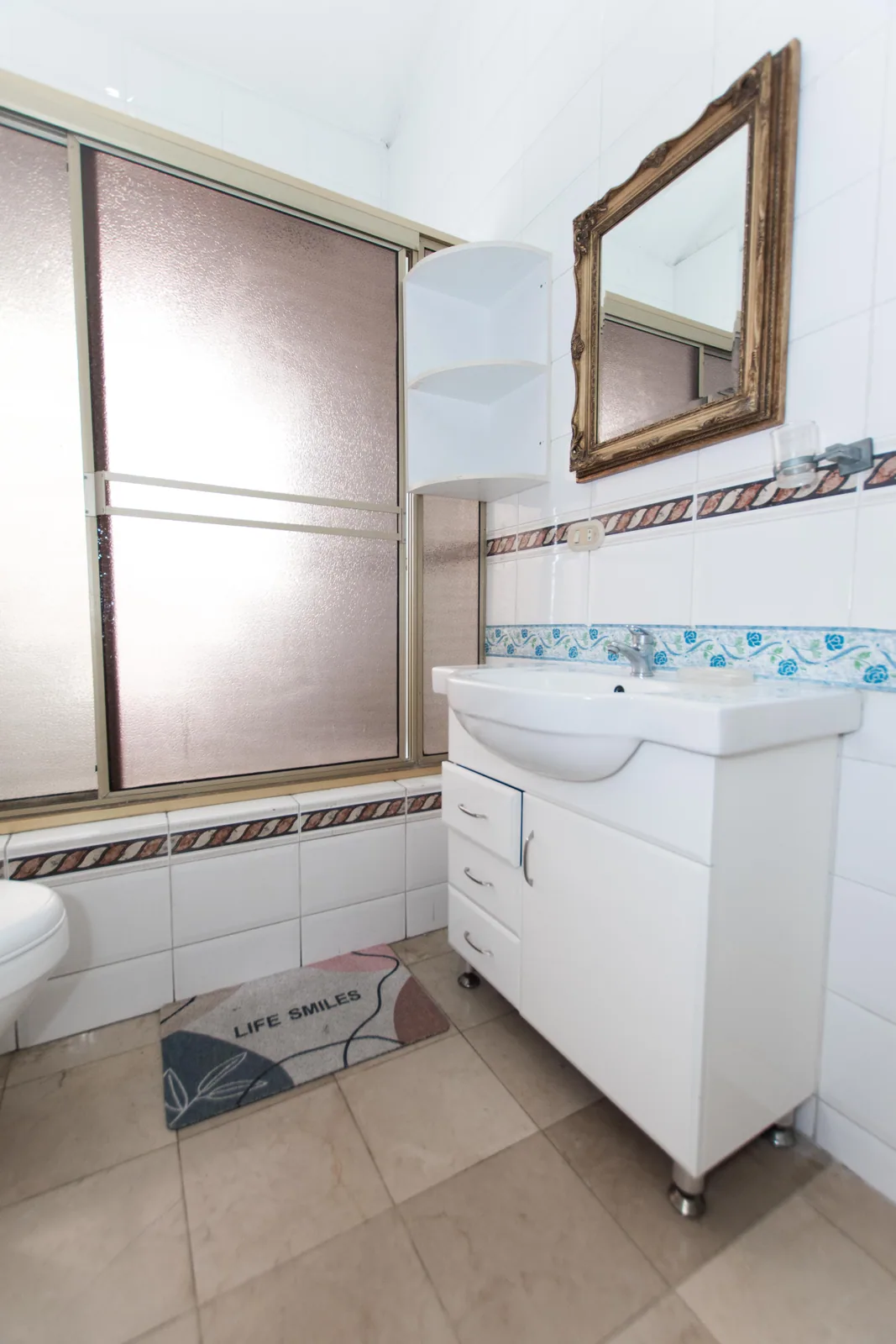 Suite en alquiler amoblada en Urb. Rio Guayas Club, norte de Guayaquil – Foto 3
