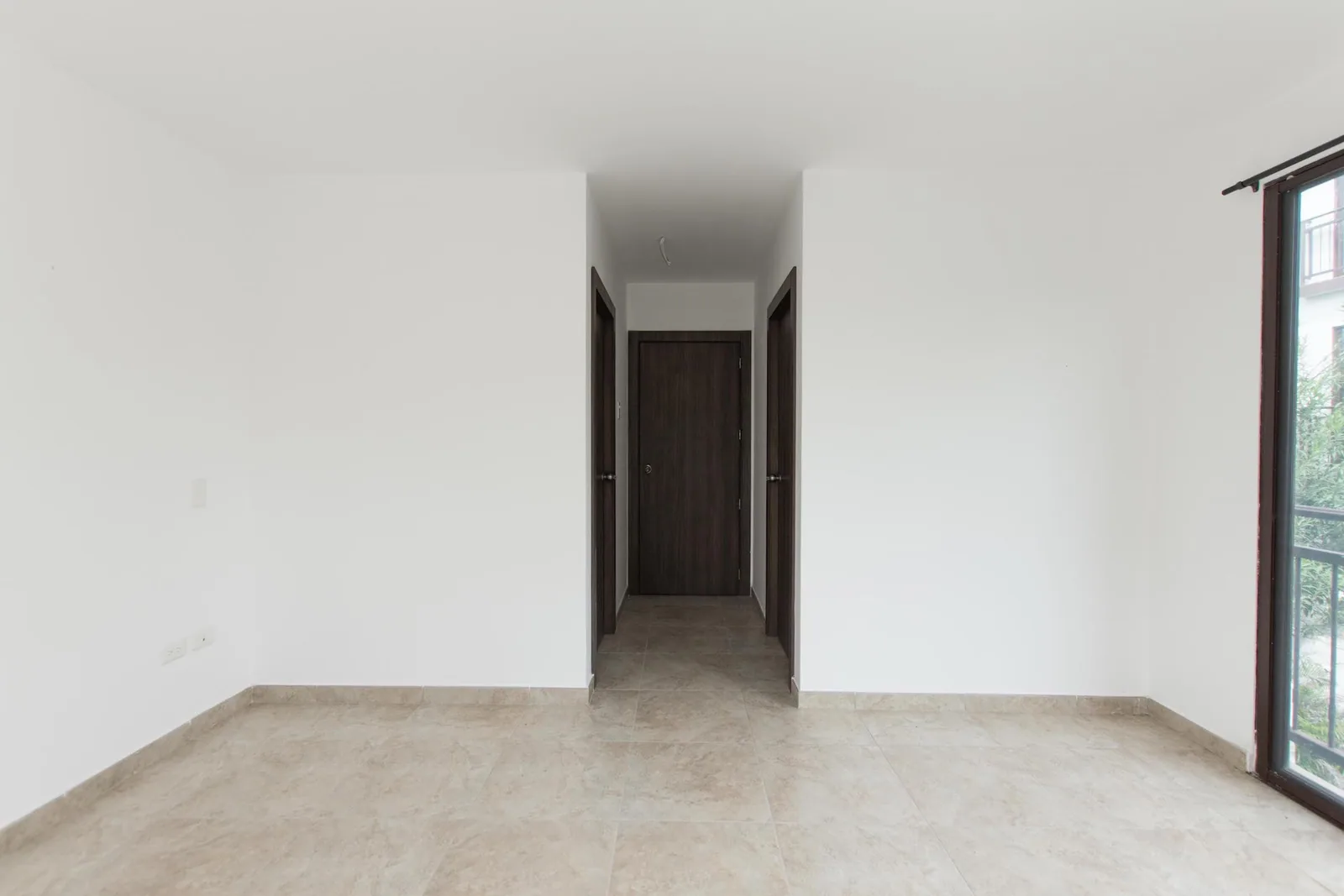Departamento en alquiler ubicado en Villas del Bosque, vía a la Costa – Foto 2