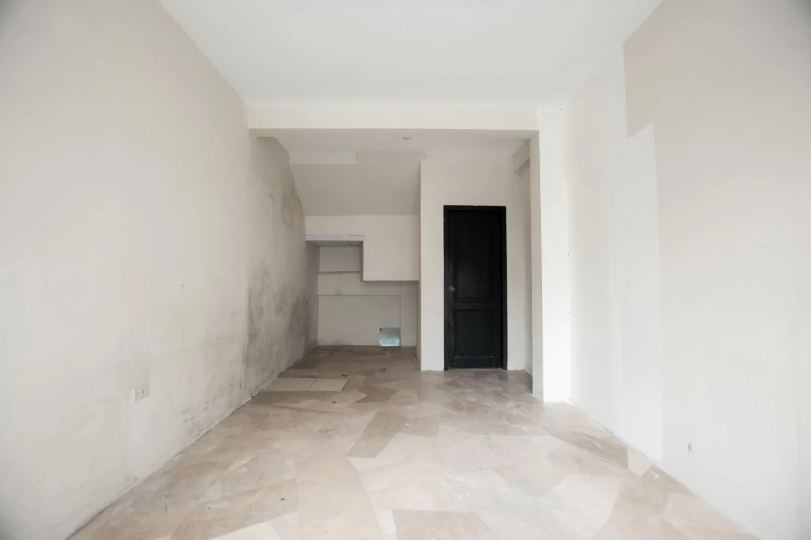 Local comercial 2 en alquiler ubicado en Urdenor 2, norte de Guayaquil – Foto 1