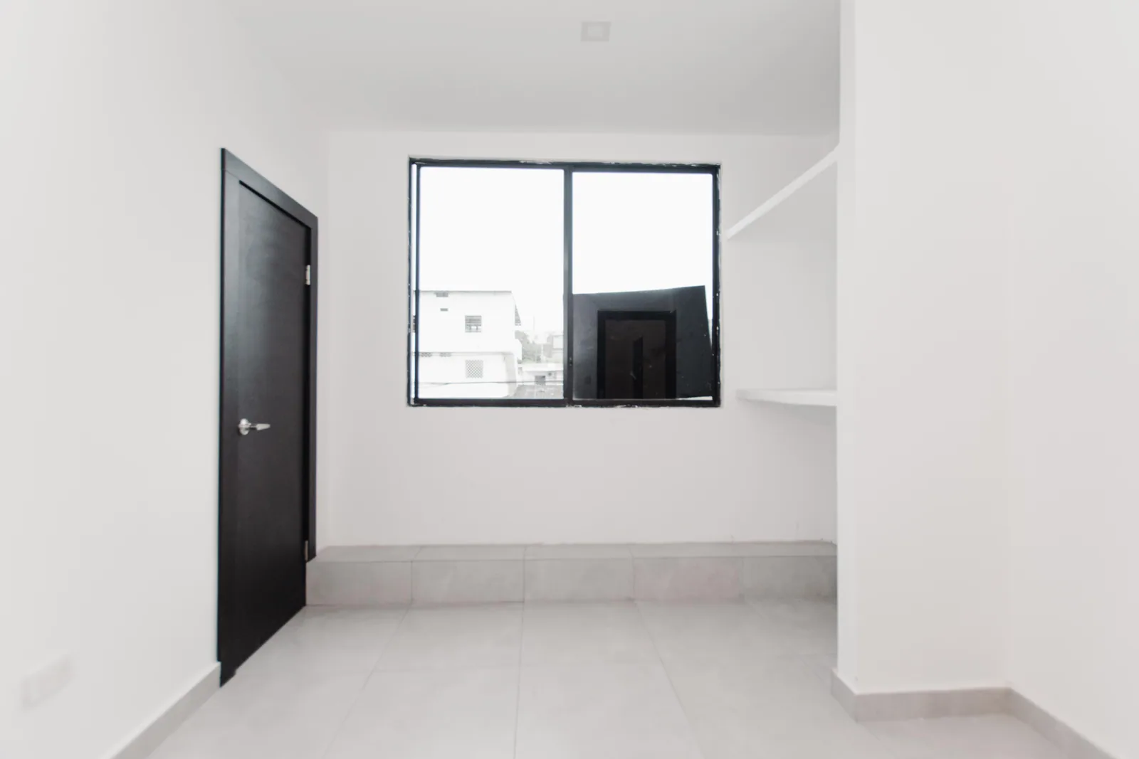 Suite en alquiler por estrenar atrás de Mall del Rio, norte de Guayaquil
