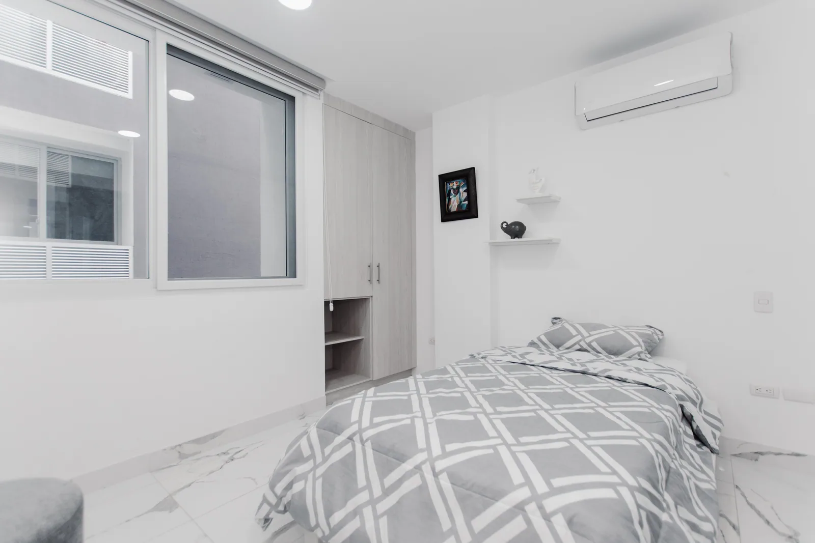 Departamento de estreno en venta ubicado en Torres de la Costa, km 11 vía a la Costa – Foto 3
