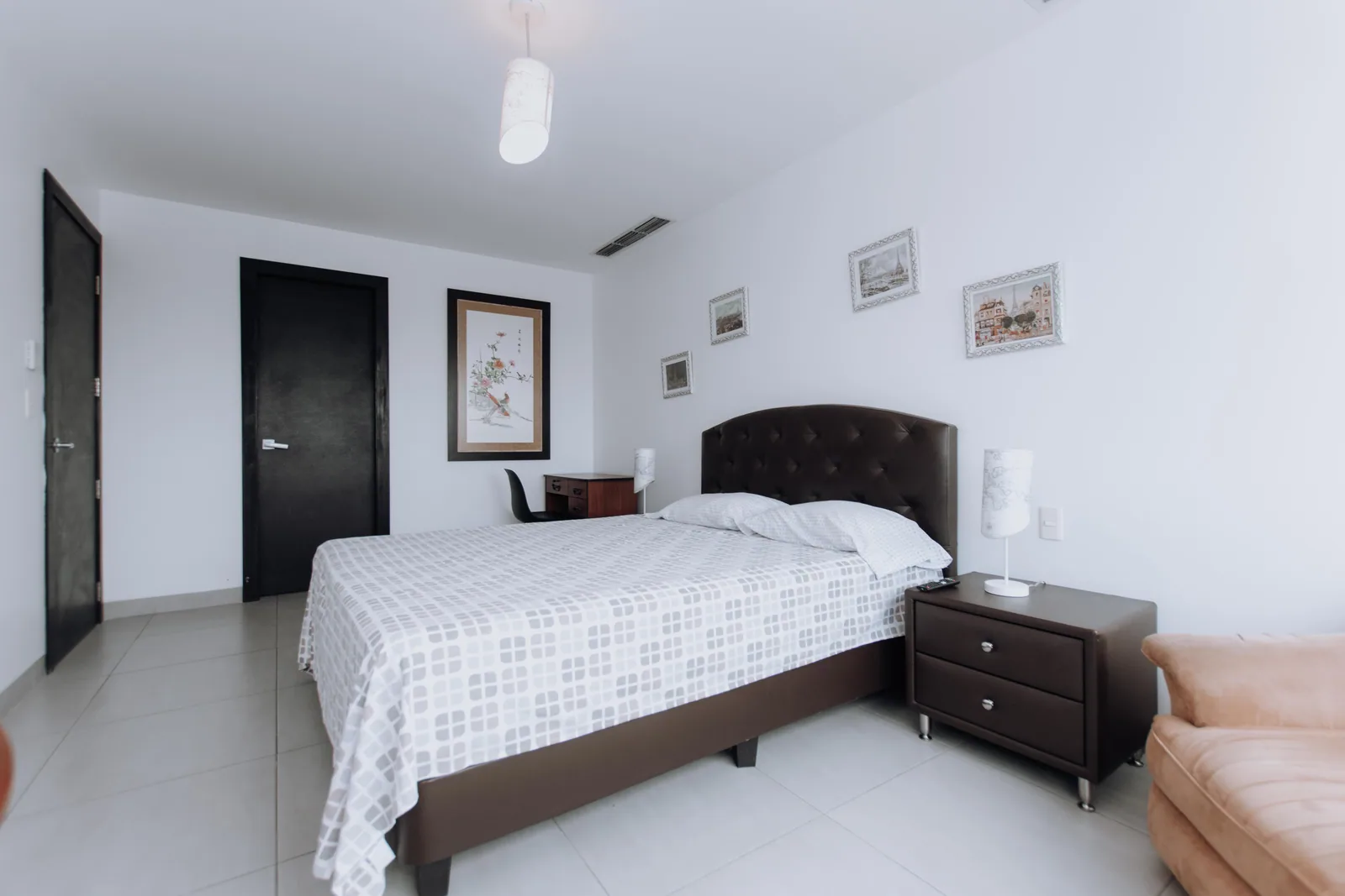 Suite amoblada en alquiler ubicado en edifico Quo Luxury Apartments, frente al centro comercial Mall del Sol – Foto 2