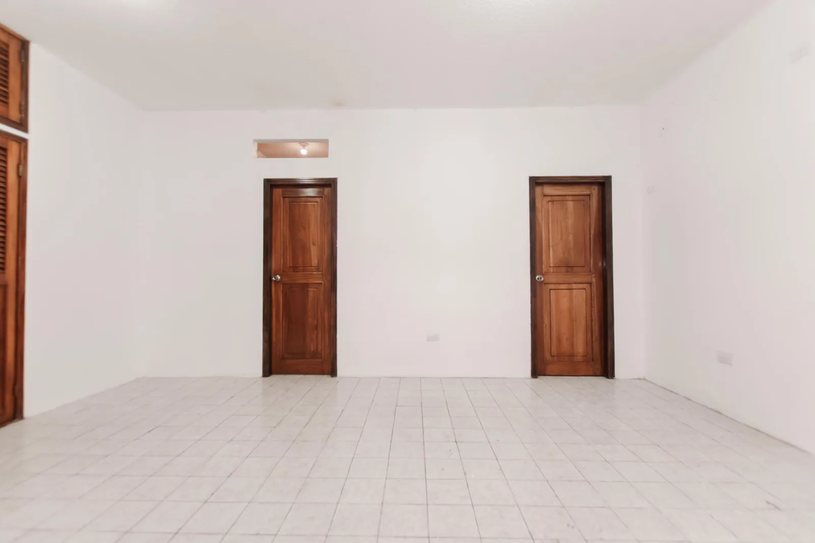 Suite remodelada en alquiler en Urb. Santa Cecilia, Ceibos – Foto 3