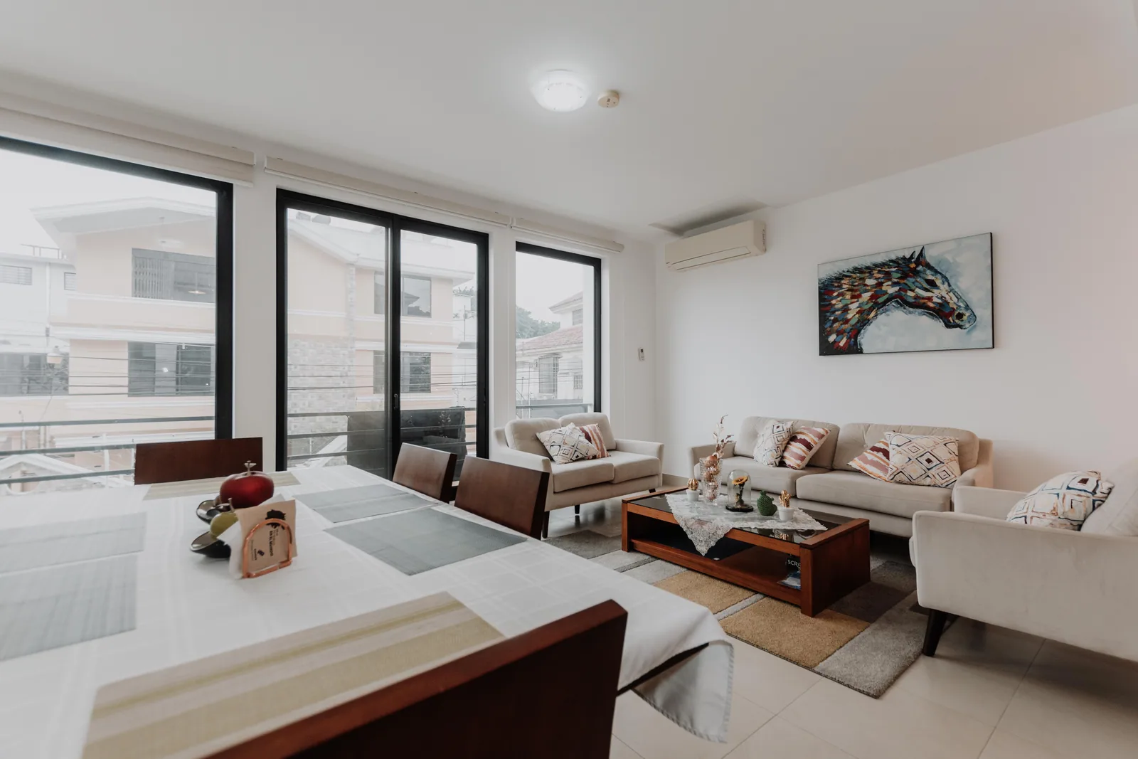 Departamento en alquiler amoblado en Kennedy, norte de Guayaquil – Foto 1
