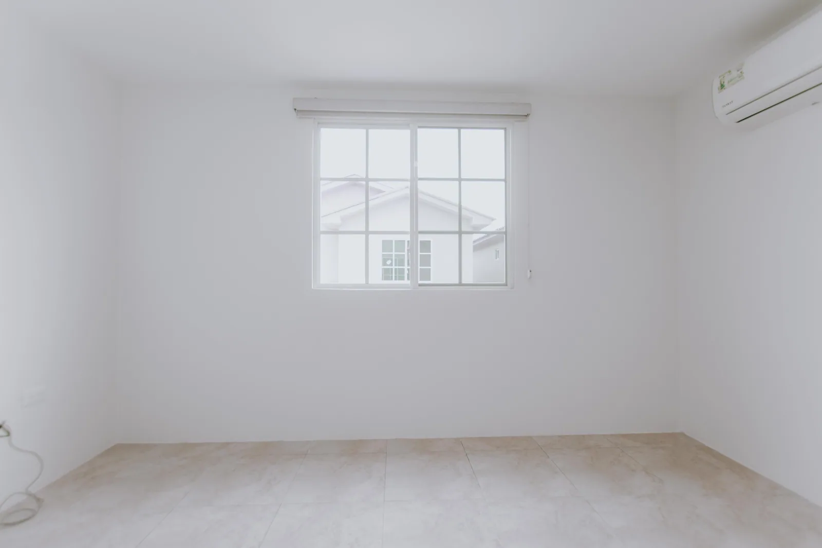 Casa en venta, Casa Laguna, etapa Paradisa, AURORA, Av. Febres Cordero – Foto 4