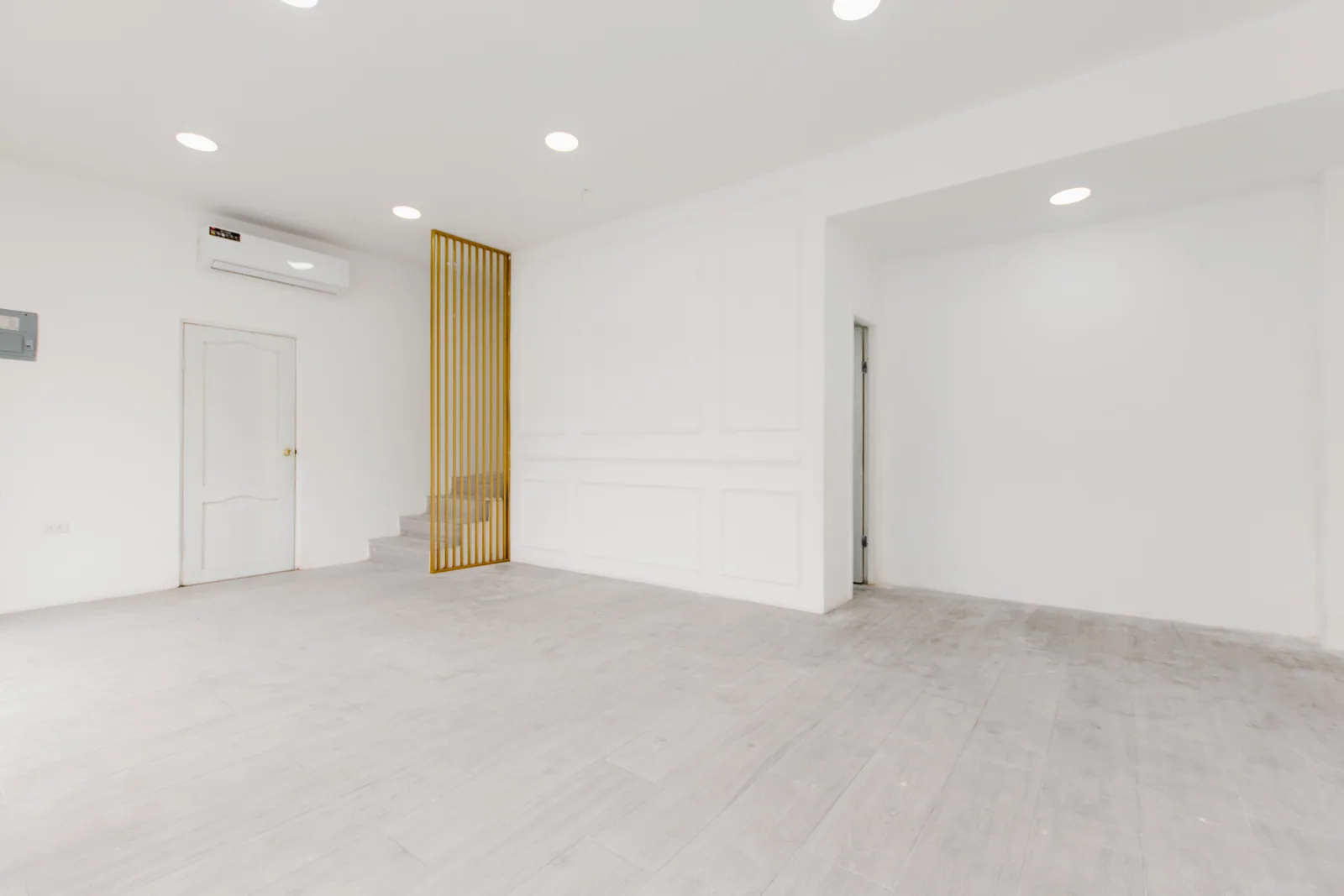 Local comercial en alquiler, Urdesa Central, calle Balsamos y Guayacanes – Foto 4