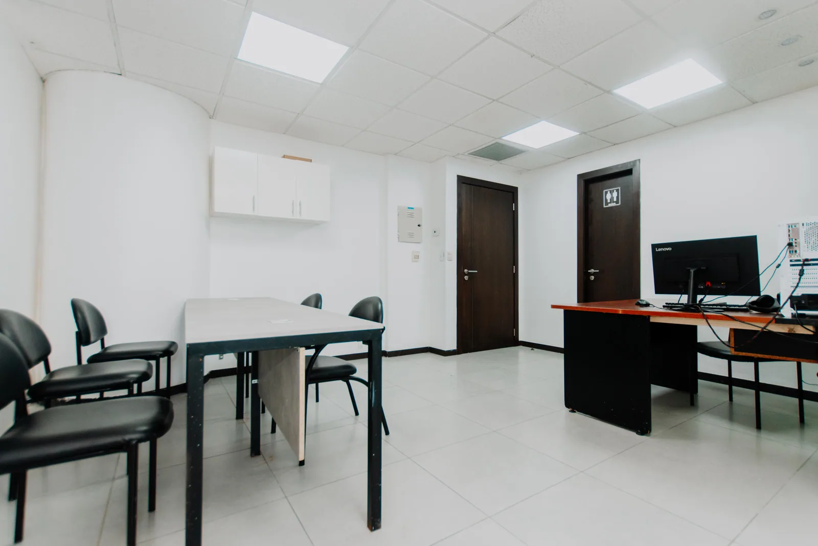 Oficina en venta en The Point, Puerto Santa Ana – Foto 4
